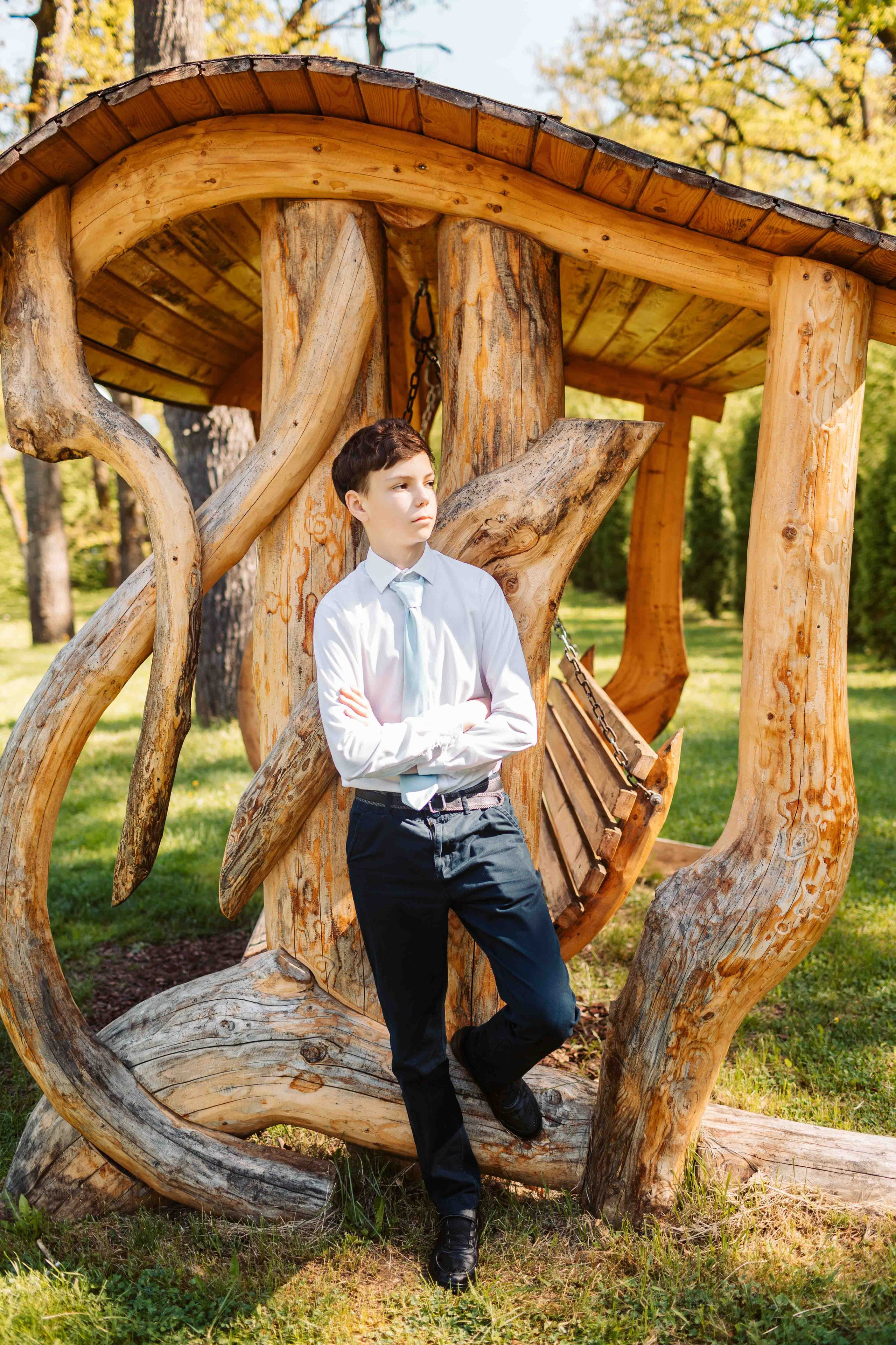 8A - Petru Maior. Contrast Studio