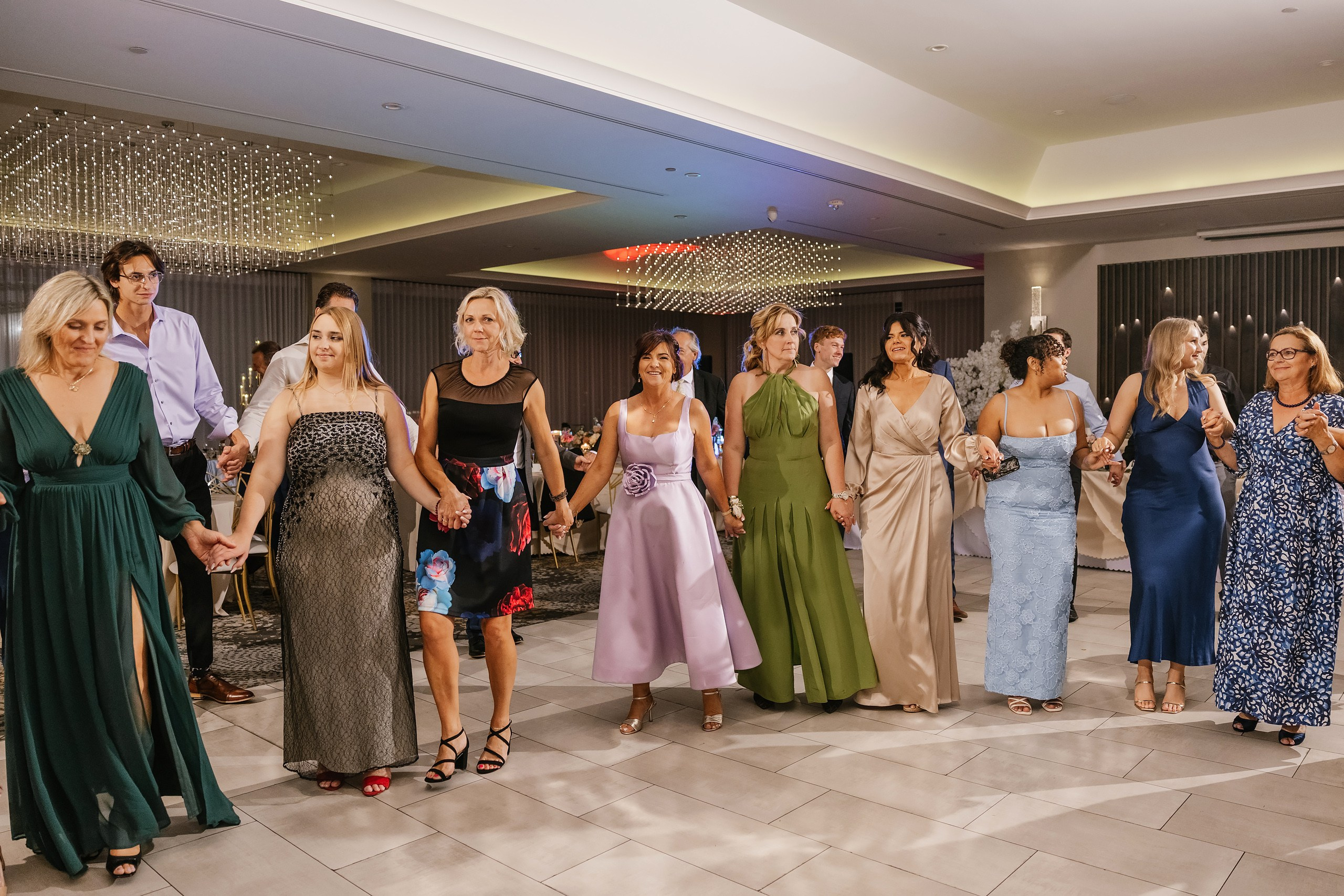 09.06.2025 Wedding. Wedding family event photographer in Chicago Nick Yushevich