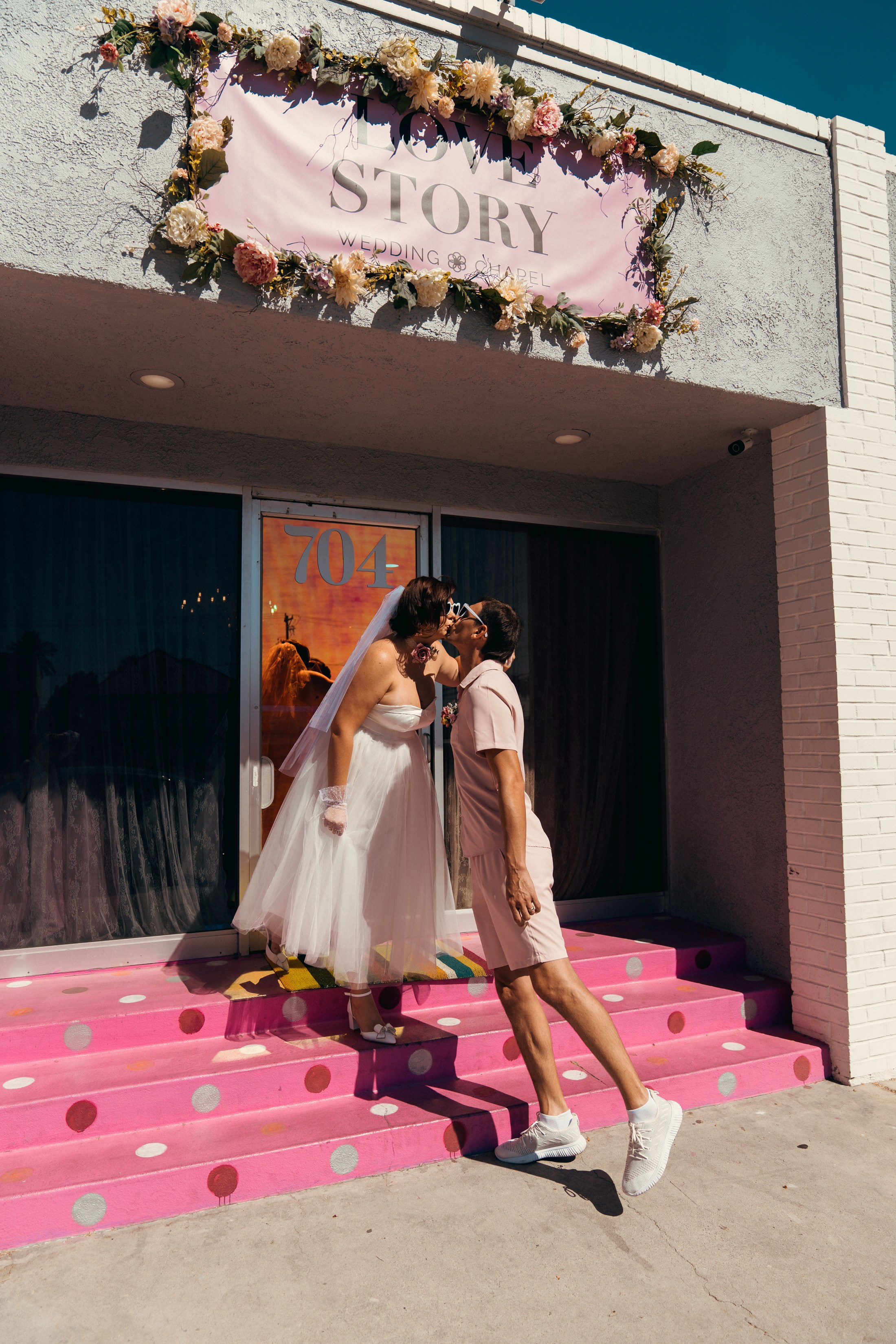 Viktoria&Oleh. Wedding & elopement photographer Viktoriya Kravtsov. Las Vegas