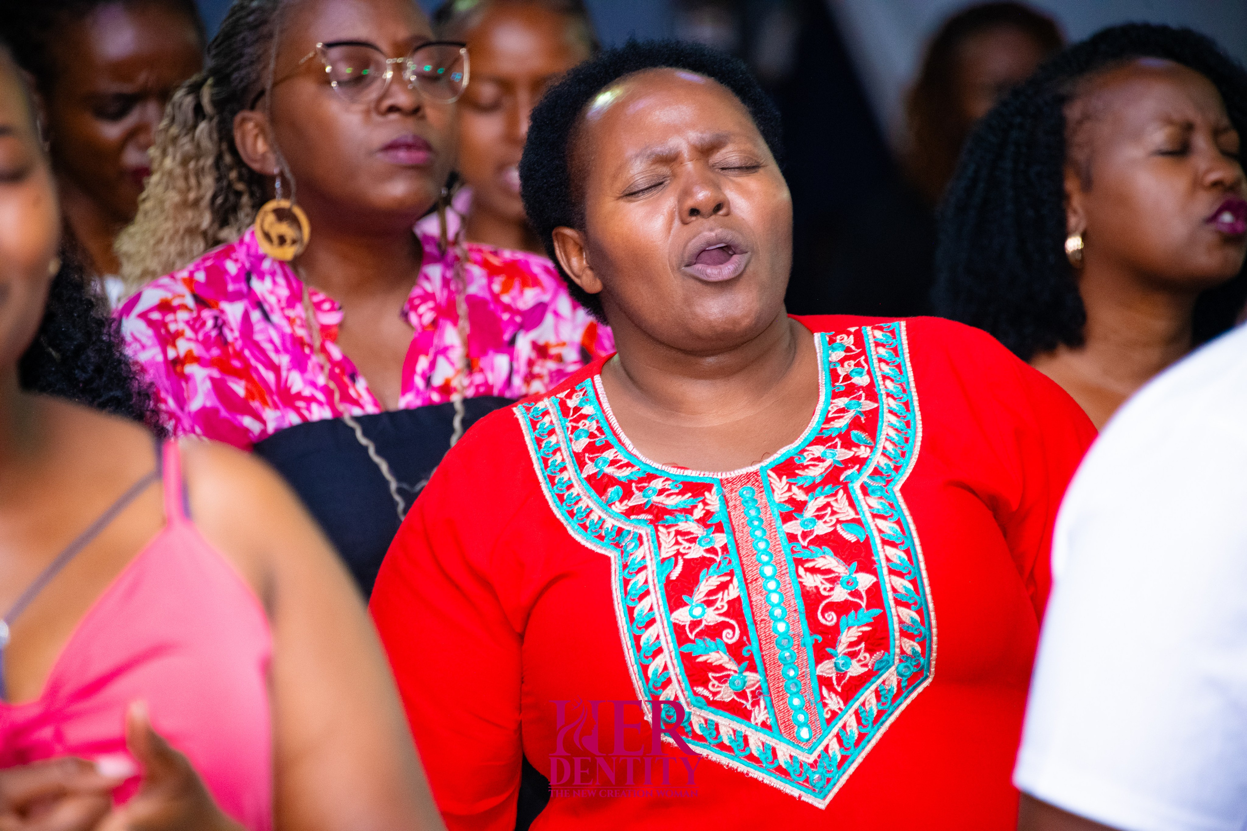 LADIES MINISTRY. Pastor Morris