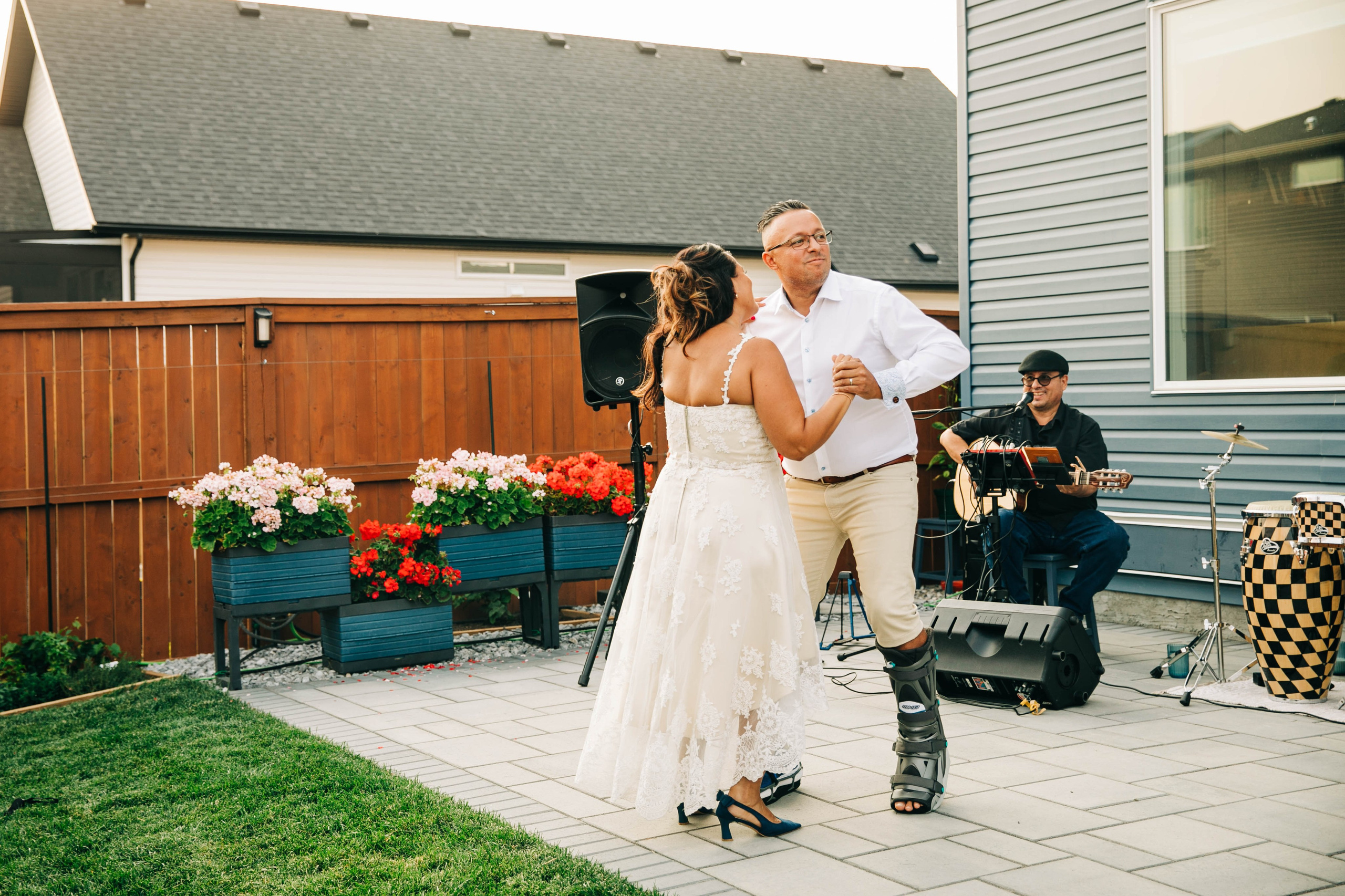 Pamela Backyard Wedding. Ching Li Photography