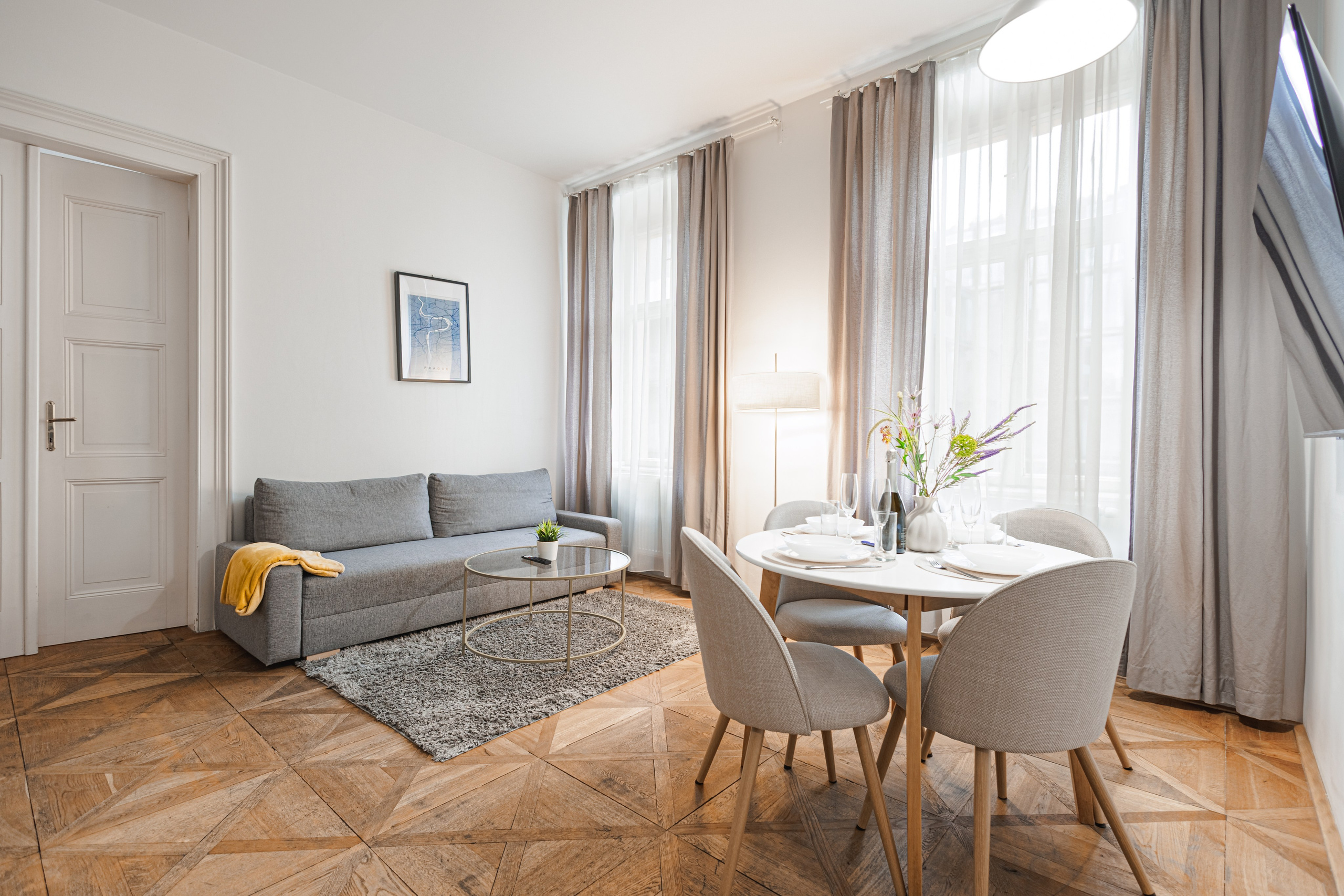 Interior. Family photographer in Prague and Europe Francesca