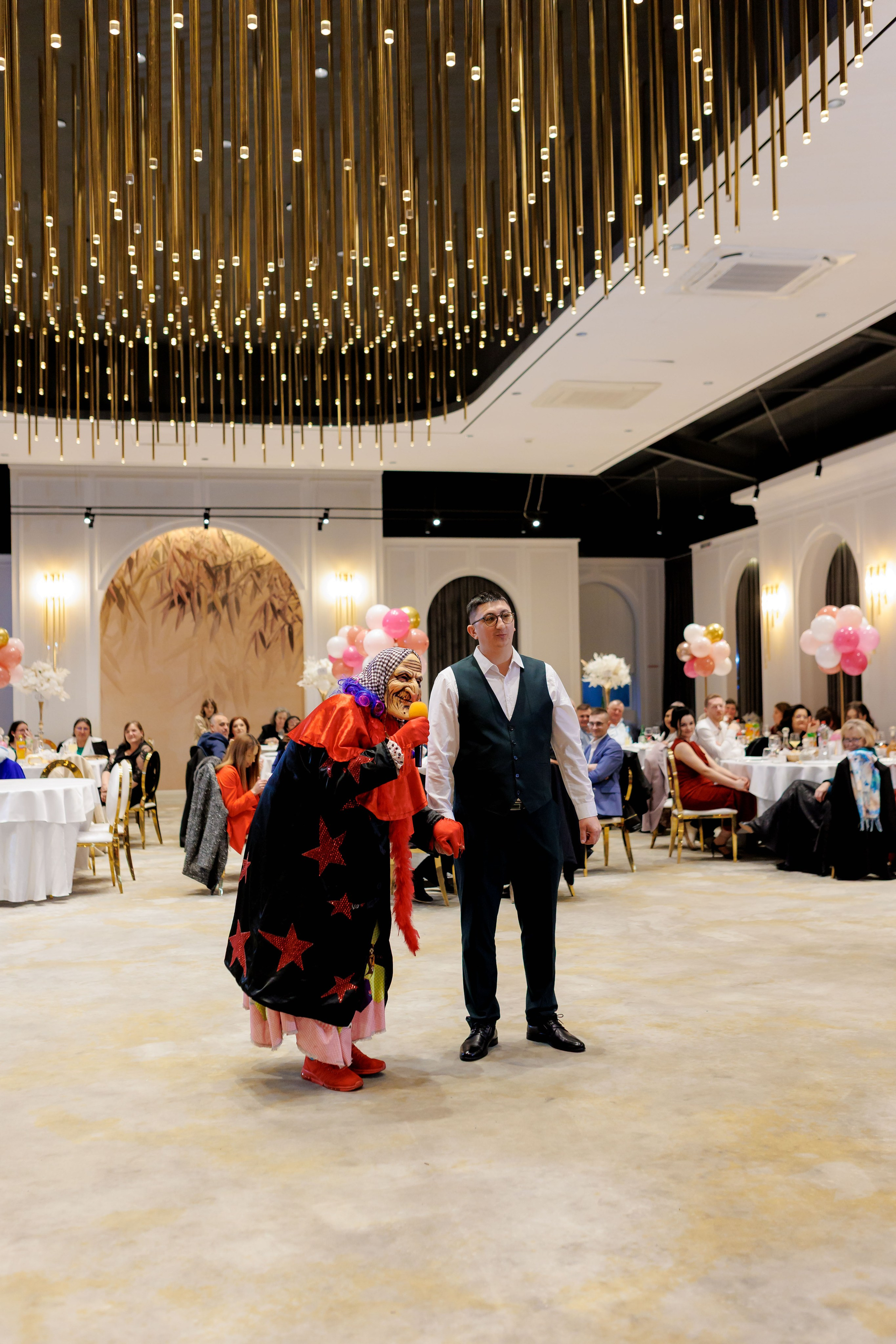 Povestea voastră, regizată de noi |Cristi Turculet Videograf Nuntă Suceava | wedding highlight. Servicii foto-video profesionale, pentru momente de neuitat