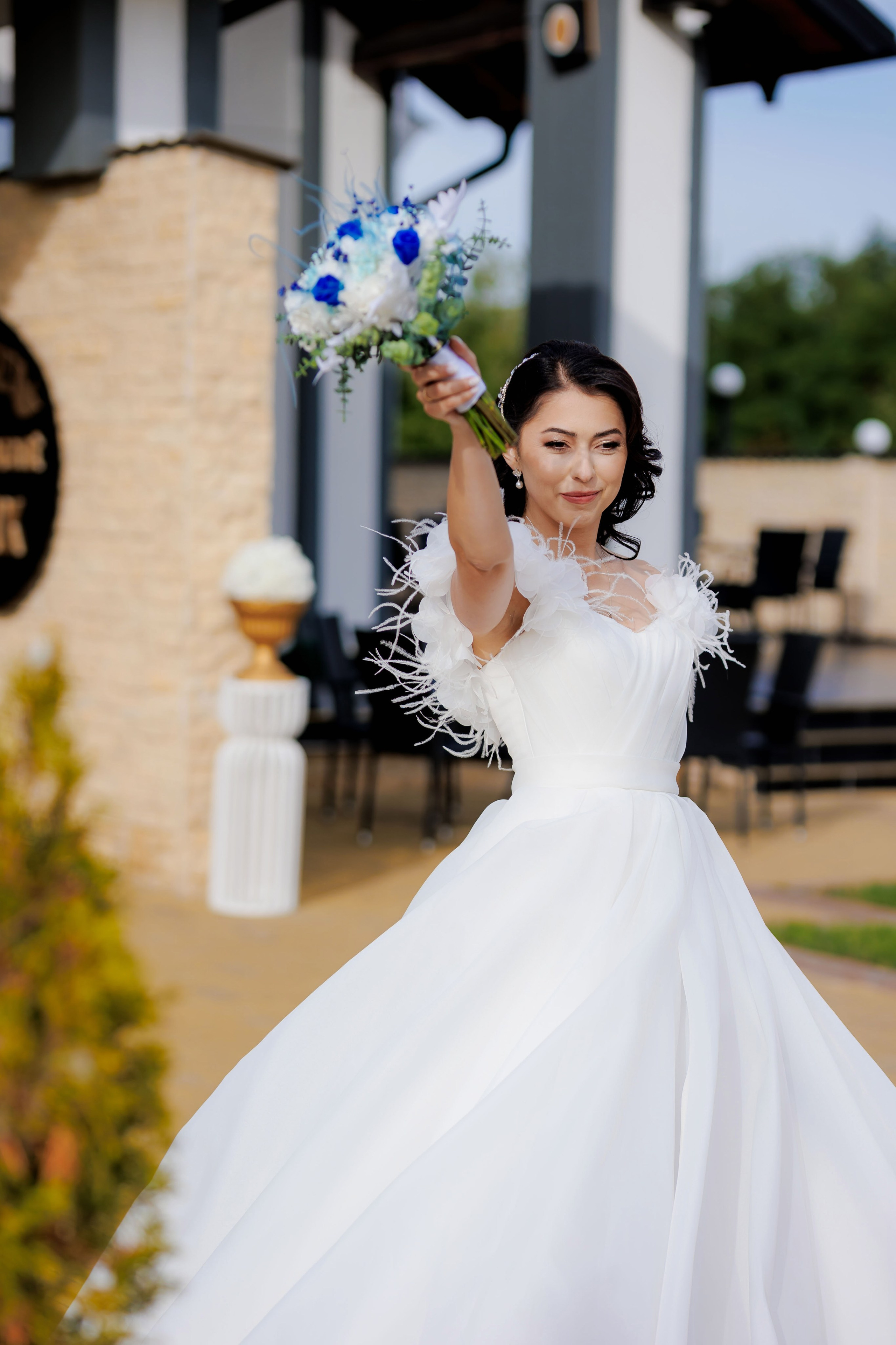 Loredana & Emilian – Ziua Nunții | Videografie - fotografie Botez Suceava, Iași, Botoșani. Servicii foto-video profesionale, pentru momente de neuitat