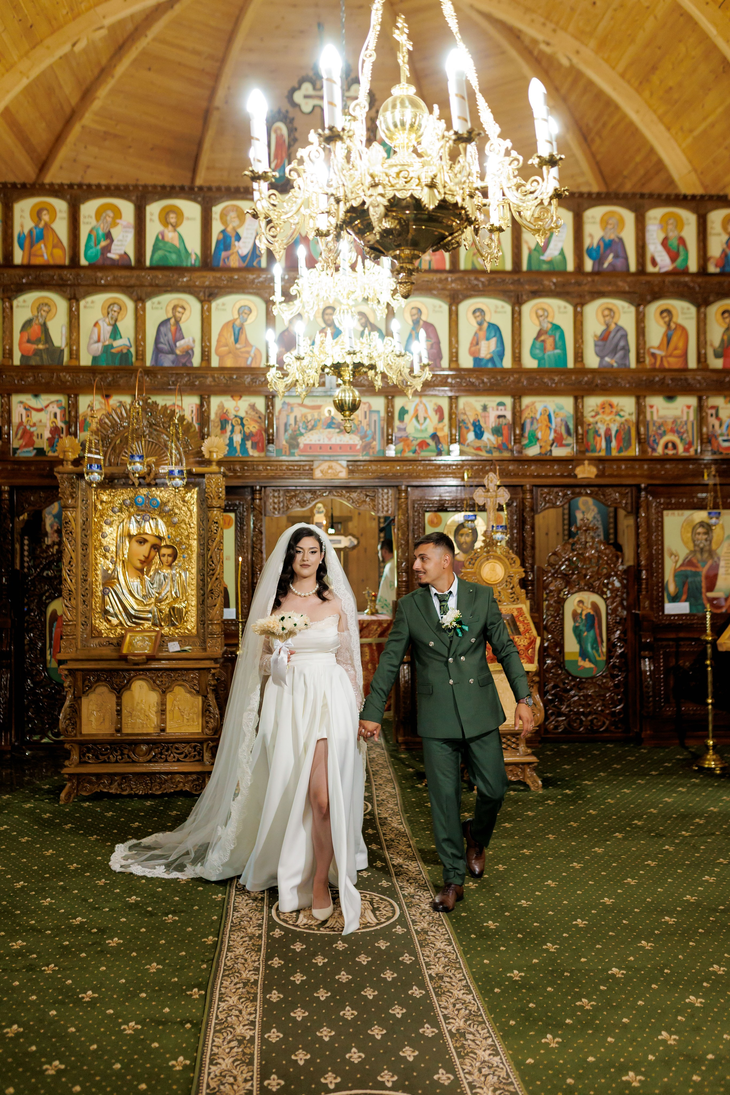 Nunta Nicoleta & Răzvan | Fotografie & Videografie Profesională. Servicii foto-video profesionale, pentru momente de neuitat