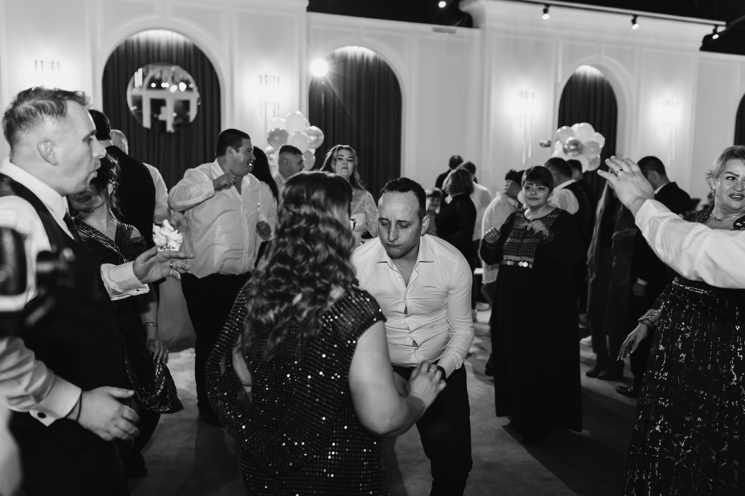 Povestea voastră, regizată de noi |Cristi Turculet Videograf Nuntă Suceava | wedding highlight. Servicii foto-video profesionale, pentru momente de neuitat