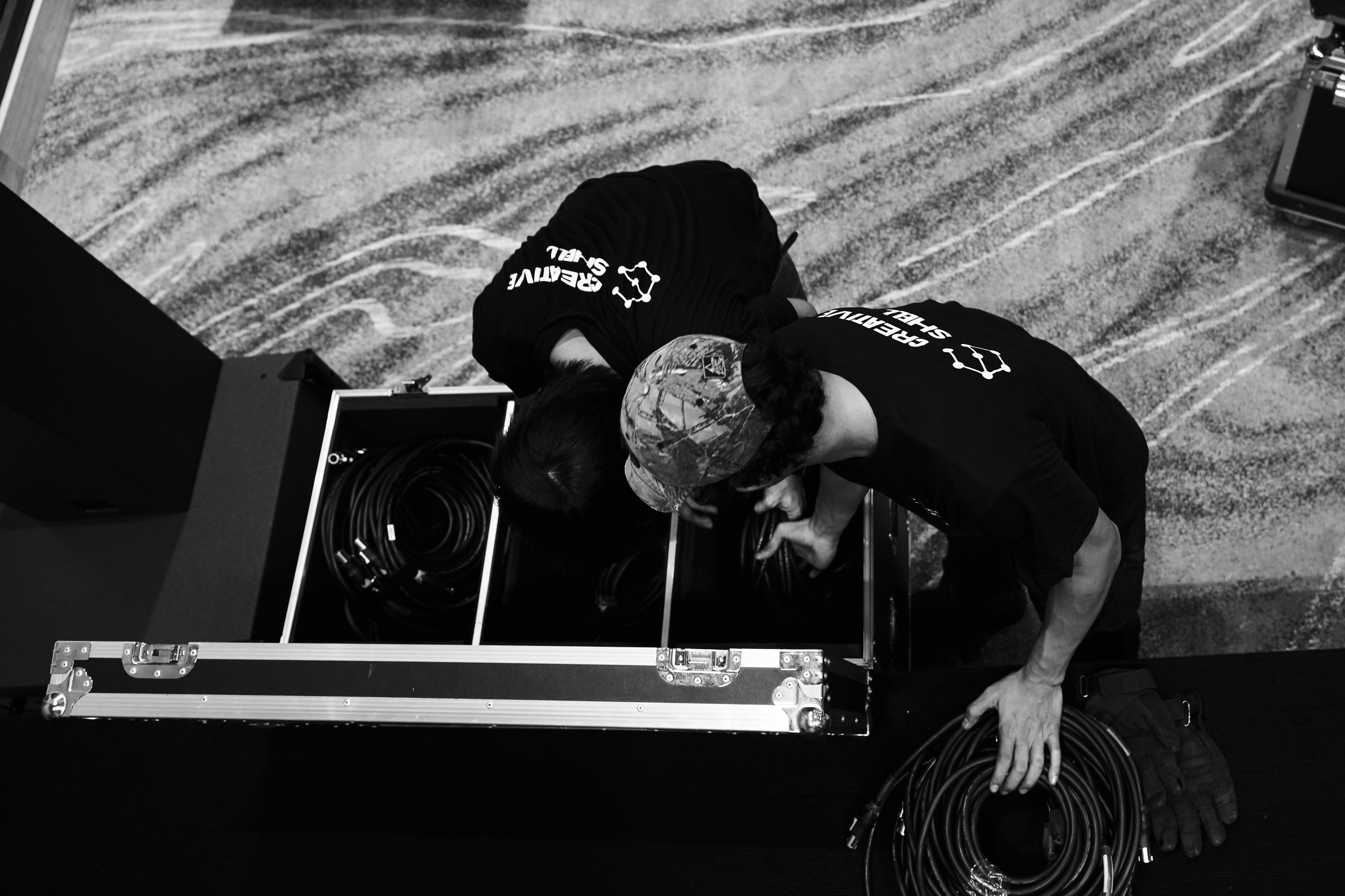 Прокат звукового, светового оборудования и светодиодных экранов в Таиланде, на Бали и в других странах Азии. CREATIVE SHELL АЗИЯ