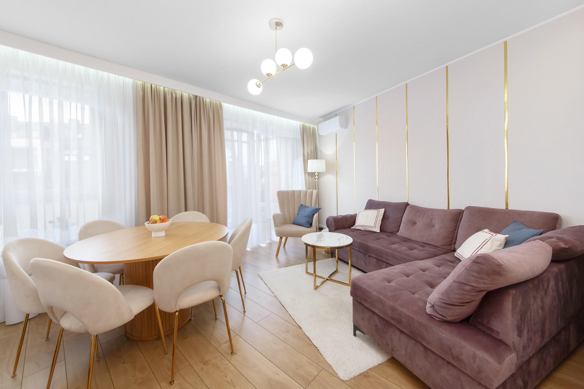 Fotografia nieruchomości, wnętrz, mieszkań, restauracji, biur i apartamentów. Wedding and portrait photographer in Poland Vitali Frozen