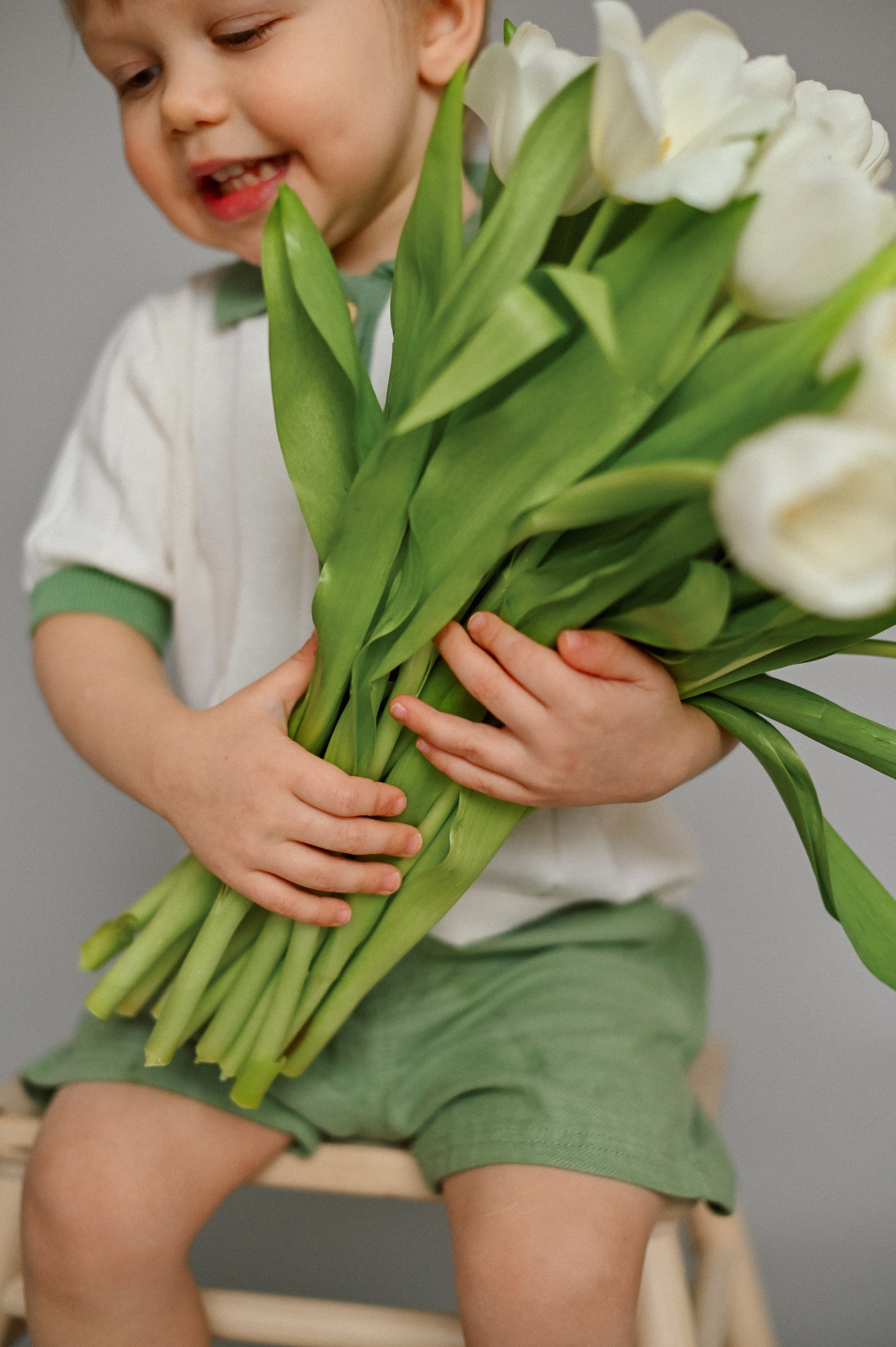 Весенние цветы. Детский и семейный фотограф в финляндии дина пулкка. контент фотограф