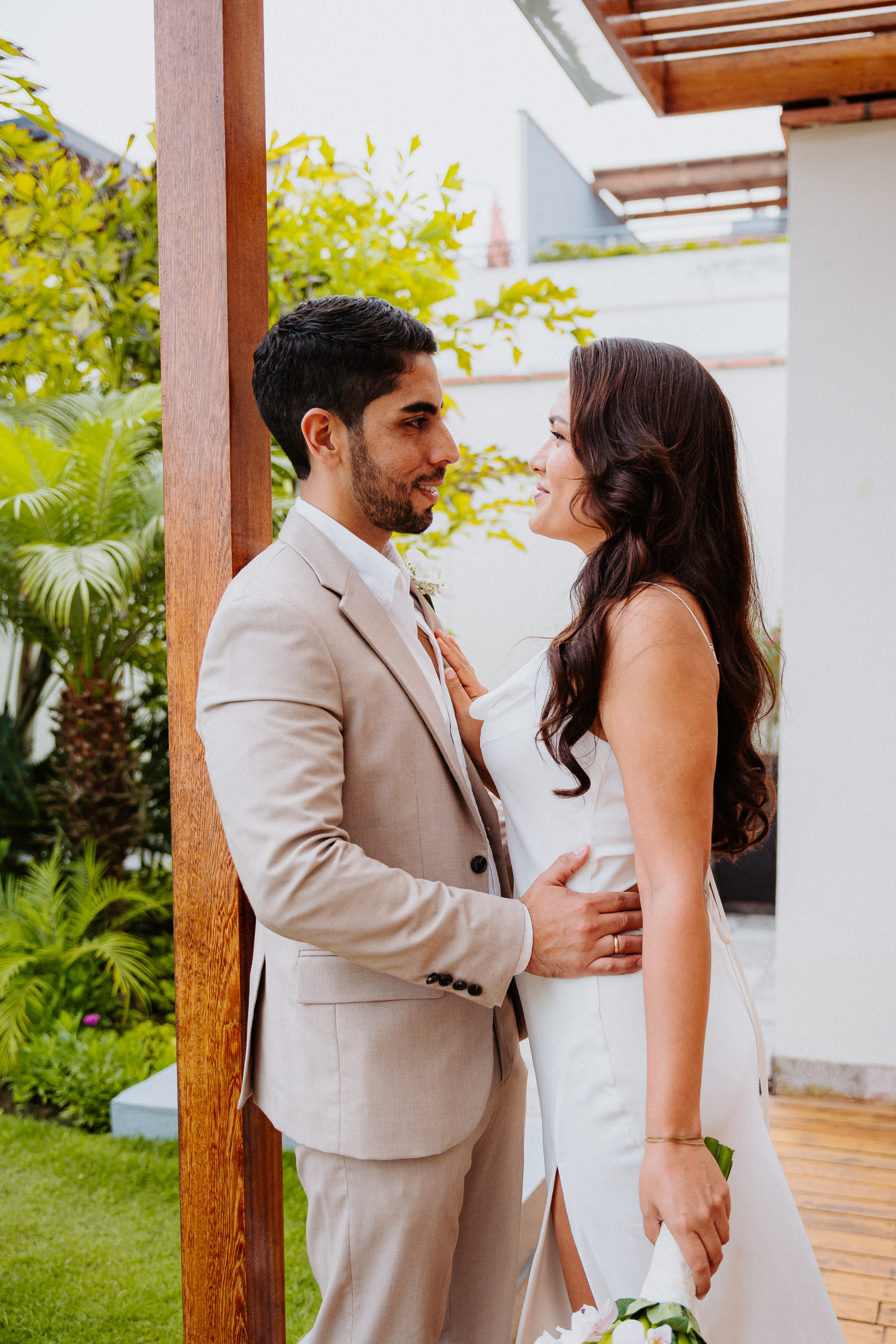 Boda civil. Fotógrafo de Bodas en Lima | Ronhy Altamirano. Fotografía narrativa y cinematográfica para bodas, quinceañeras y eventos exclusivos