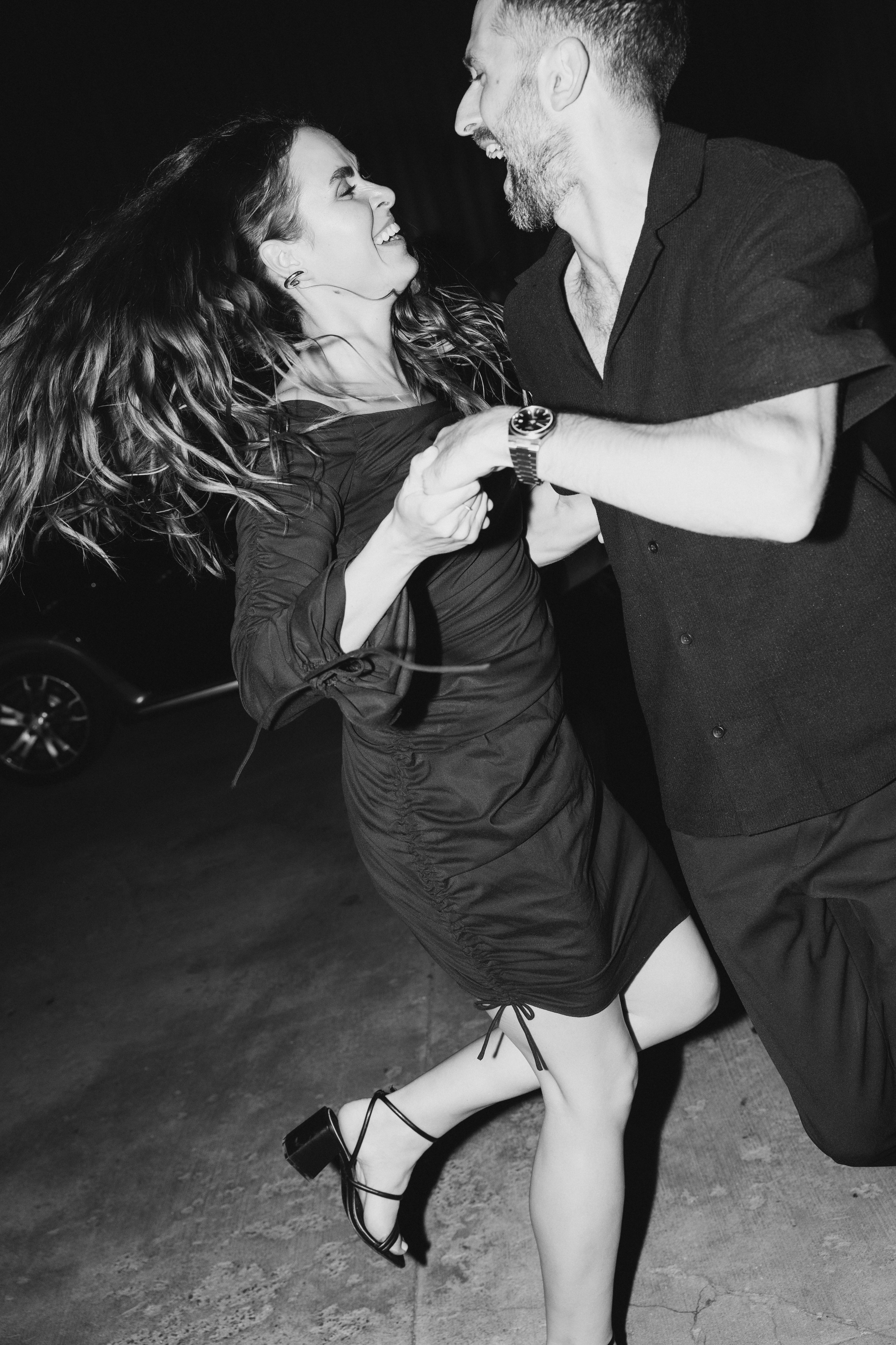 Miglė ir Mindaugas | 2024 | MIESTO VESTUVĖS. Vestuvių ir šeimų fotografė Lena Bondarenko / belove photo