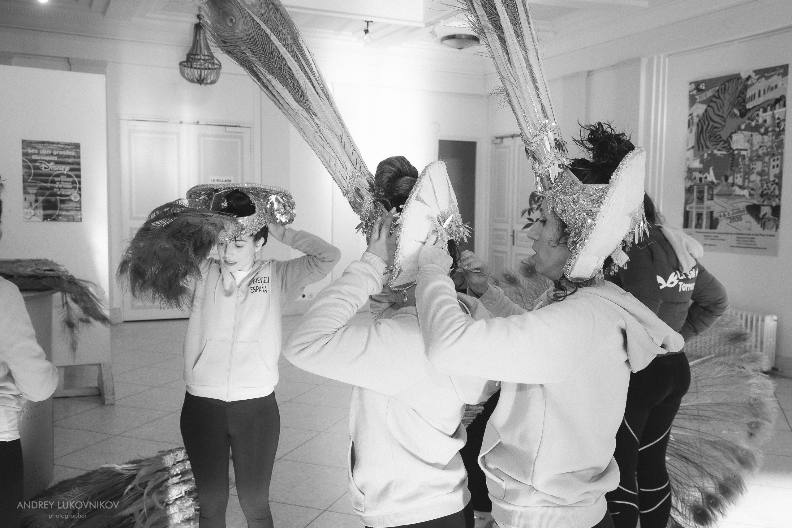 Backstage and carnival photographer in Europe — Spain, France, Italy | Andrey Lukovnikov