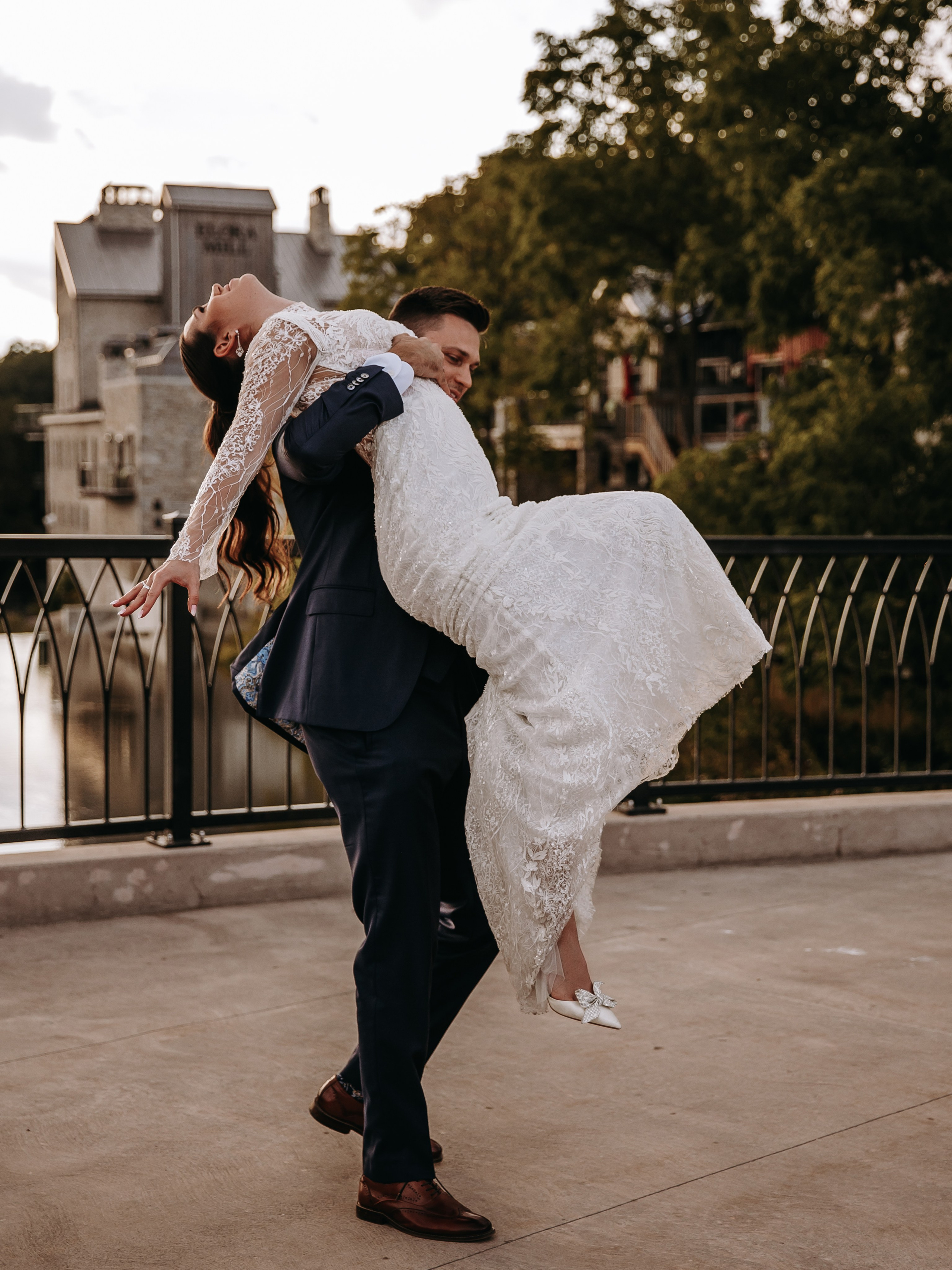 Weddings. Alex UA — Toronto photographer