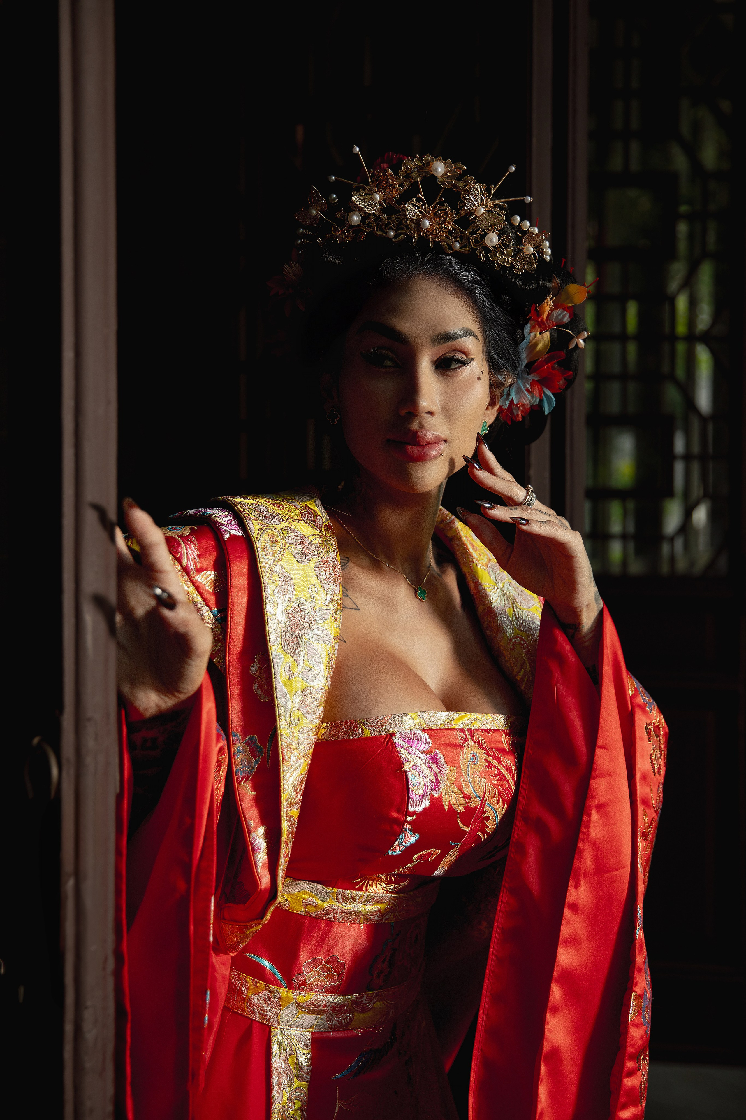 Фотосессия в Чжуцзяцзяо в традиционных китайских образах. Фотограф в Шанхае — Лола Пидлуская