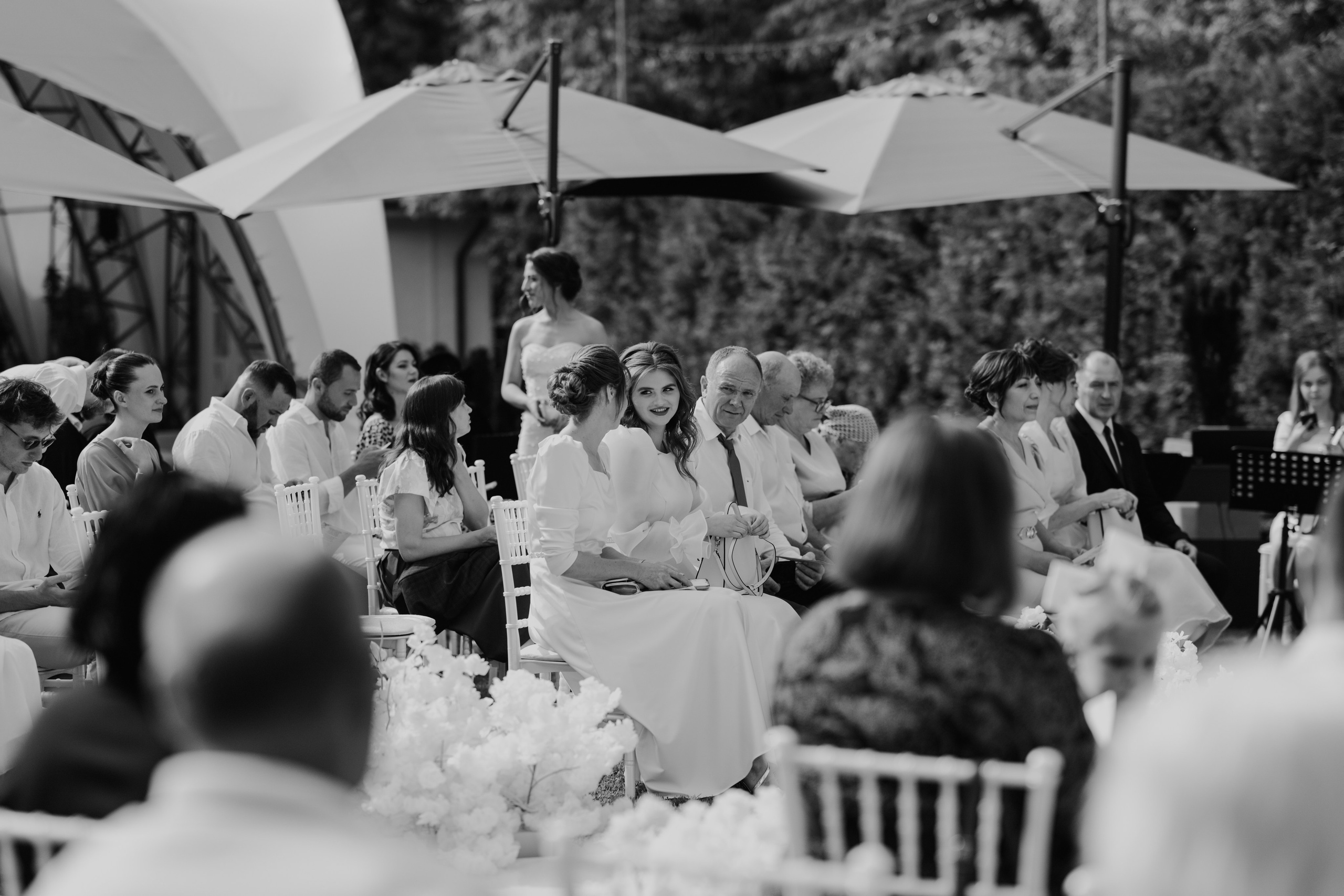 Corina & Dumitru. Main