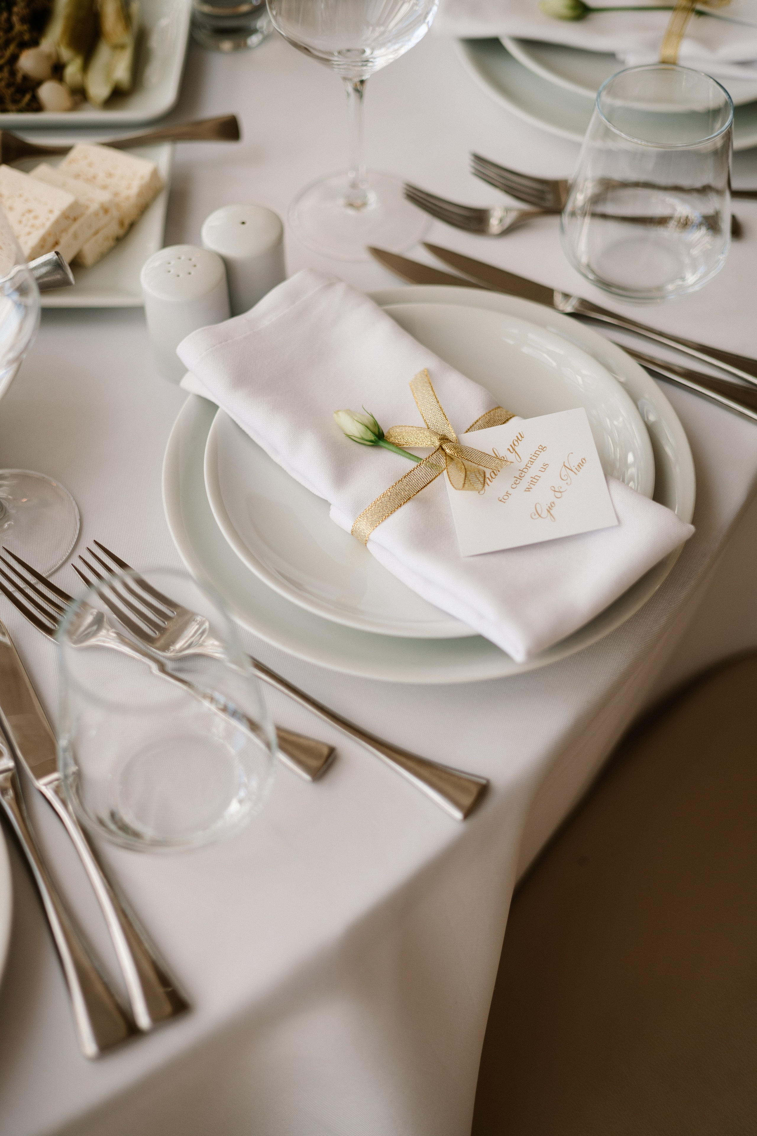 Nino & Giorgi. Photographer Anna Nazarenko