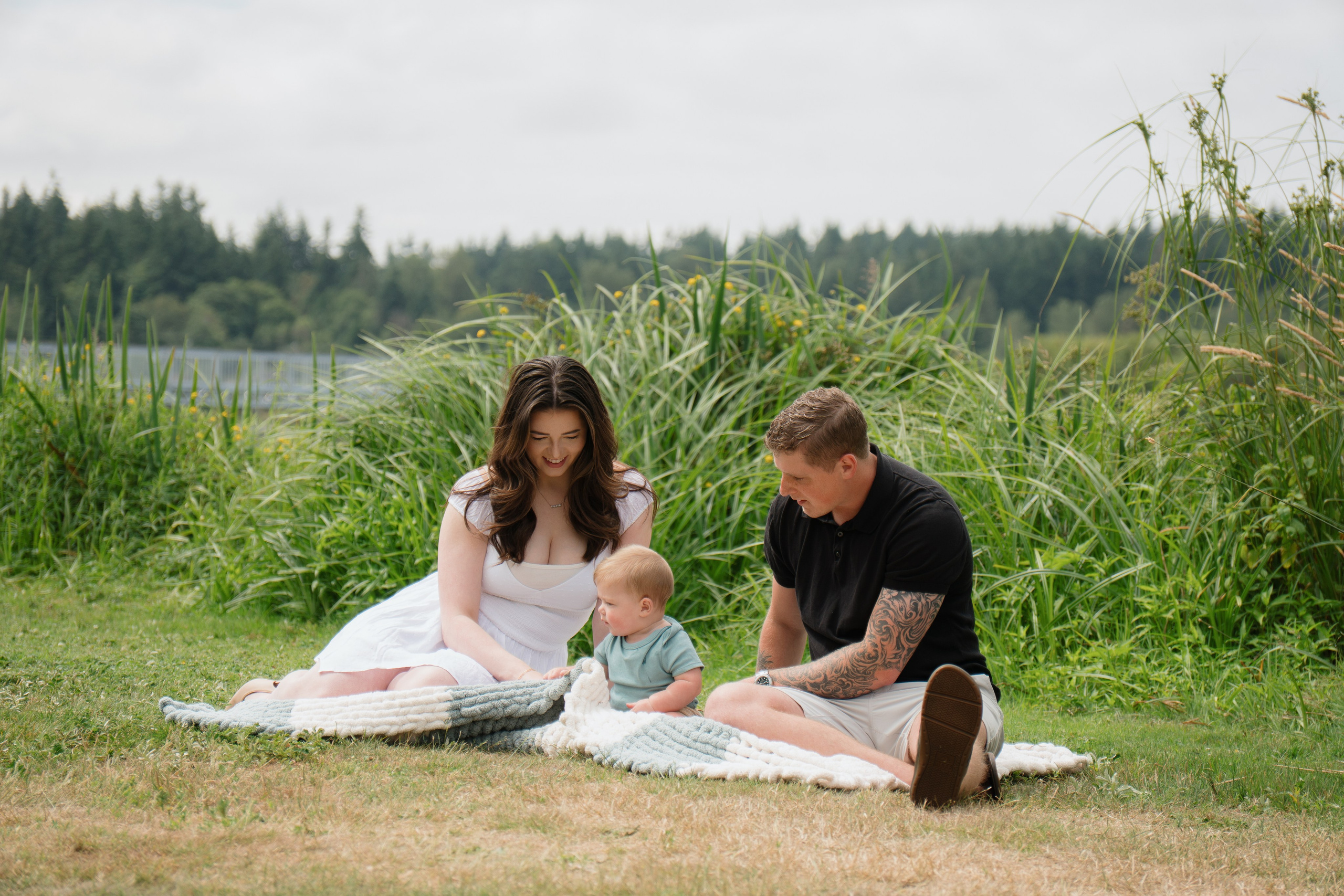 Austin’s family. Photographer in Washington Sophia D