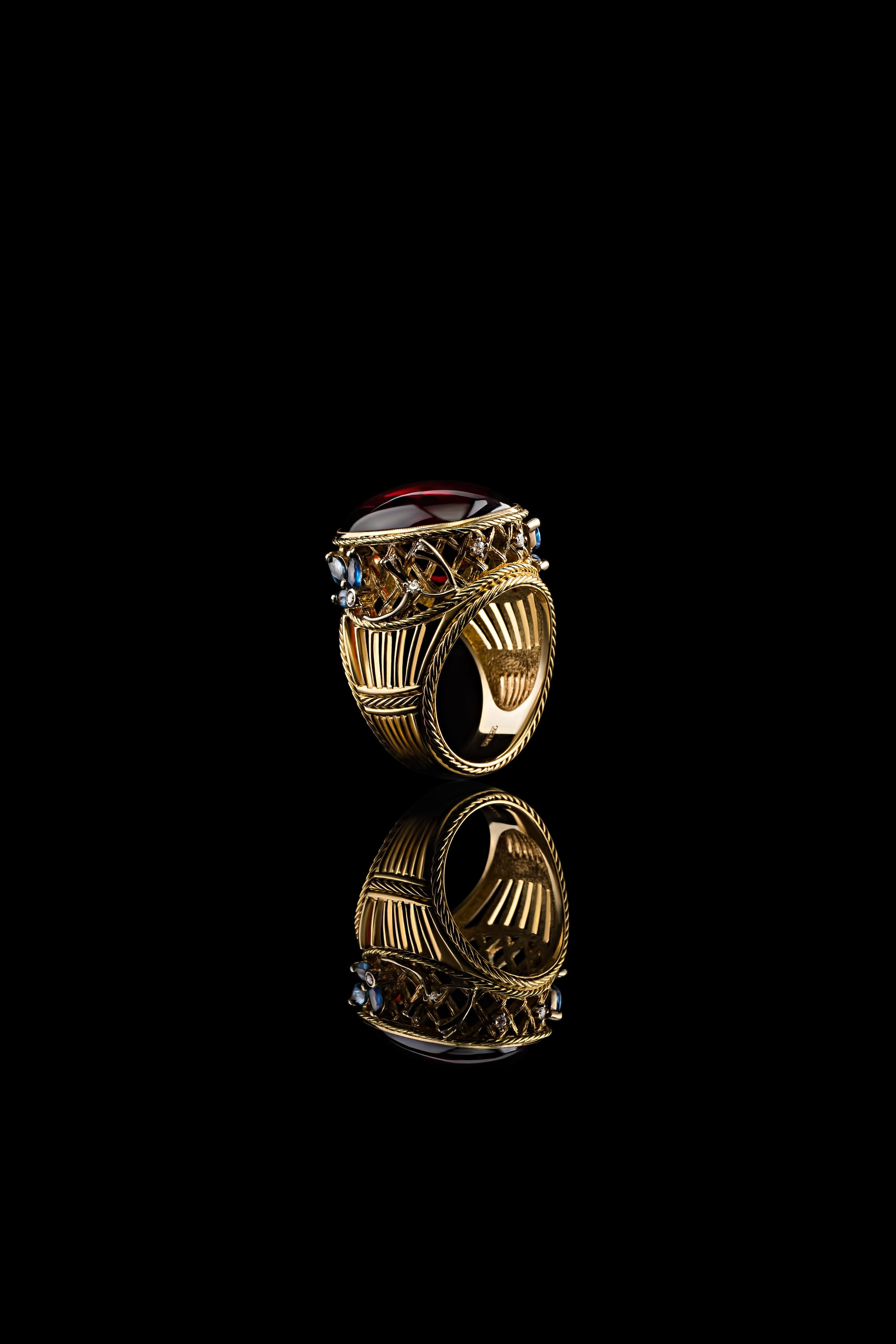 JEWELRY. Sura Group | Social media content and video production for businesses and brands in Los Angeles | Sura Content & SurkovFilm