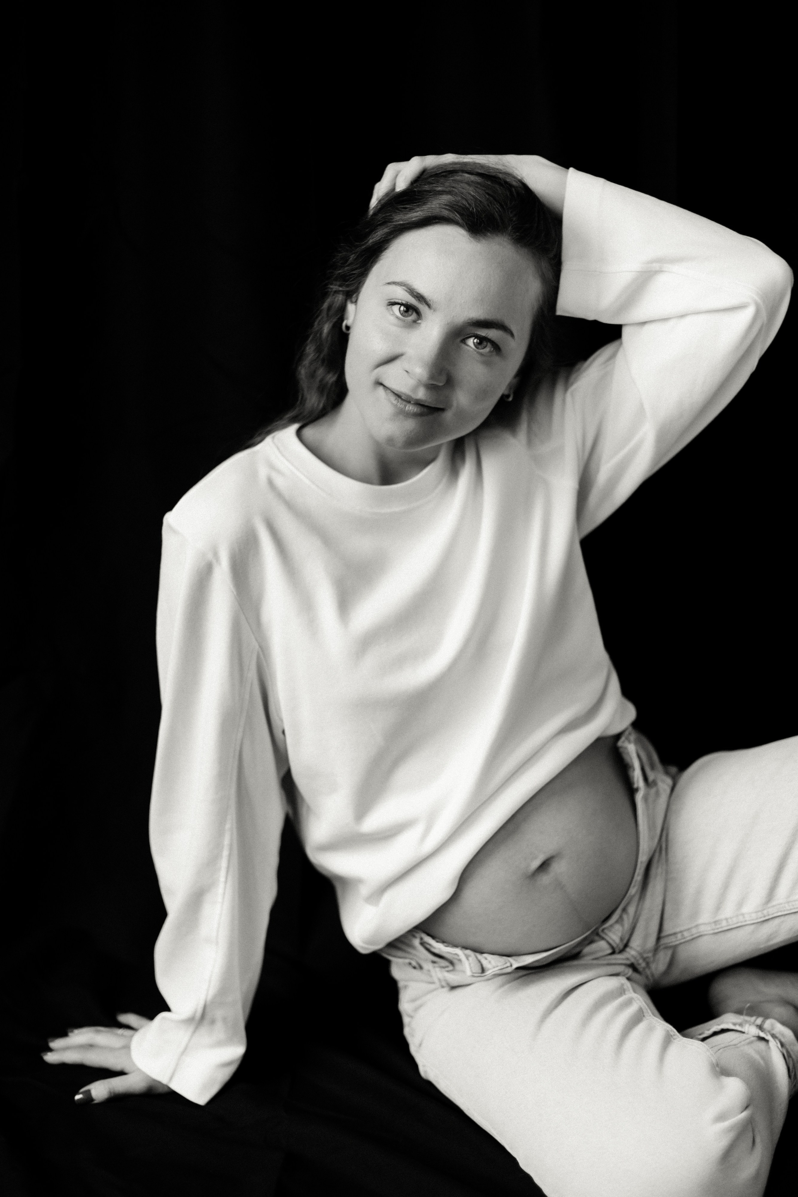 Pregnancy shooting at home. Elena Gorobets. Photographer in Zagreb