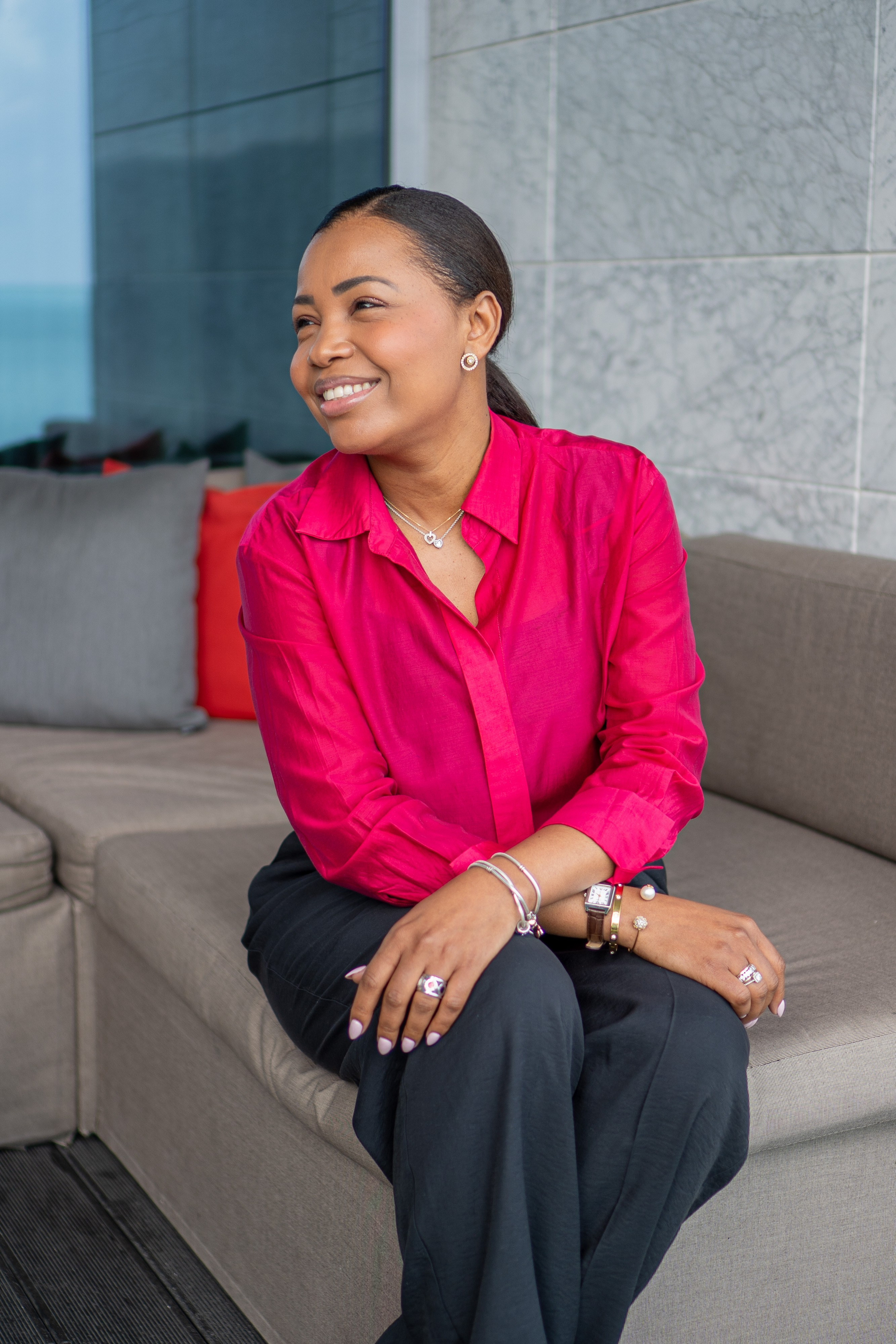 Raquel Ribeiro. Frames by Giovani Braga