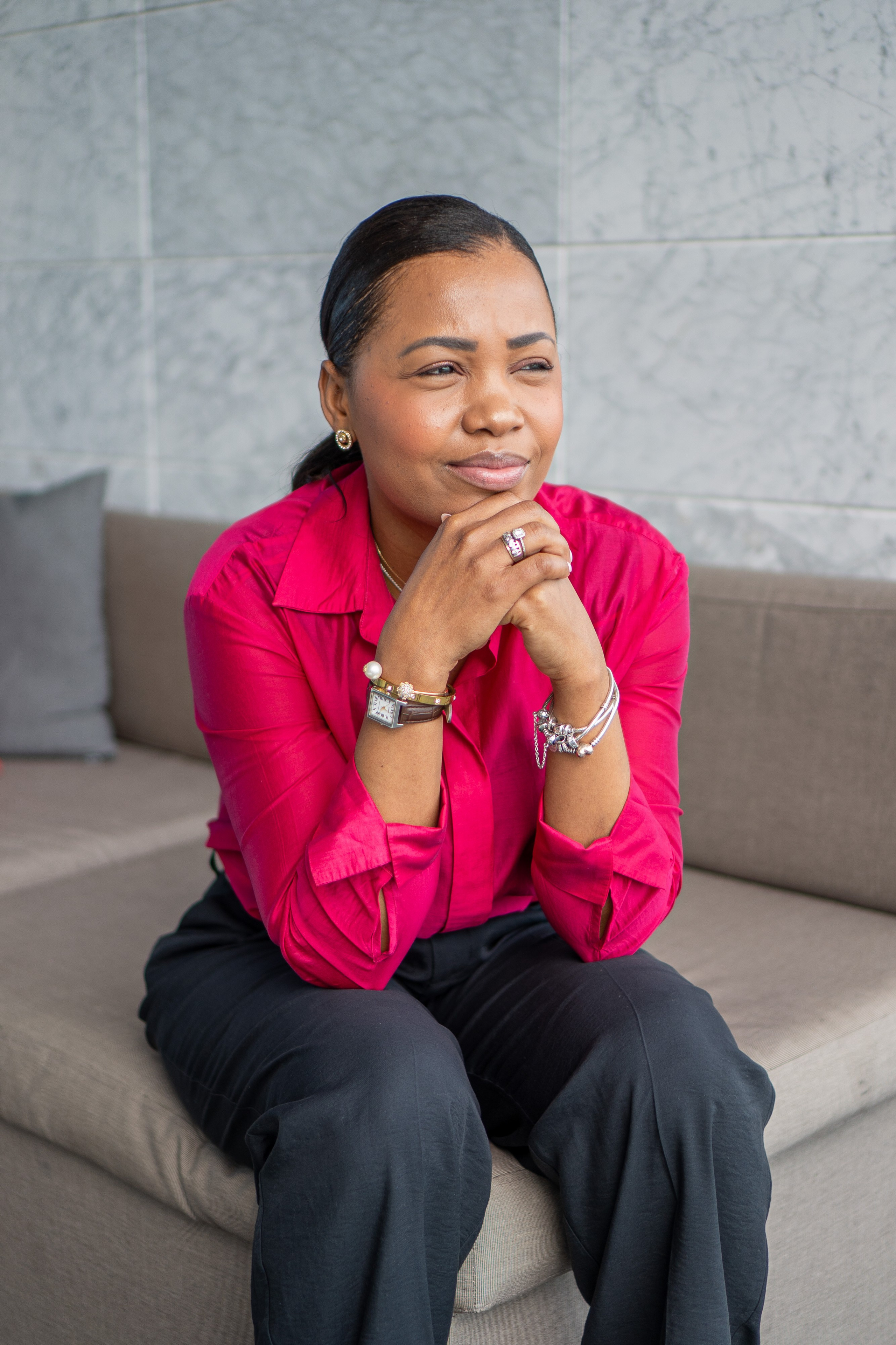 Raquel Ribeiro. Frames by Giovani Braga