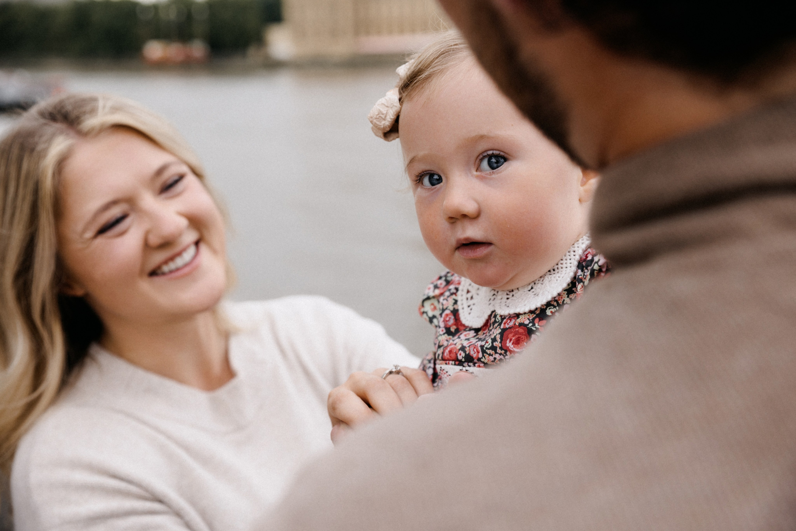 Family Photoshoot at Westminster. LondonPhotoStory — Vacation Photographer in London