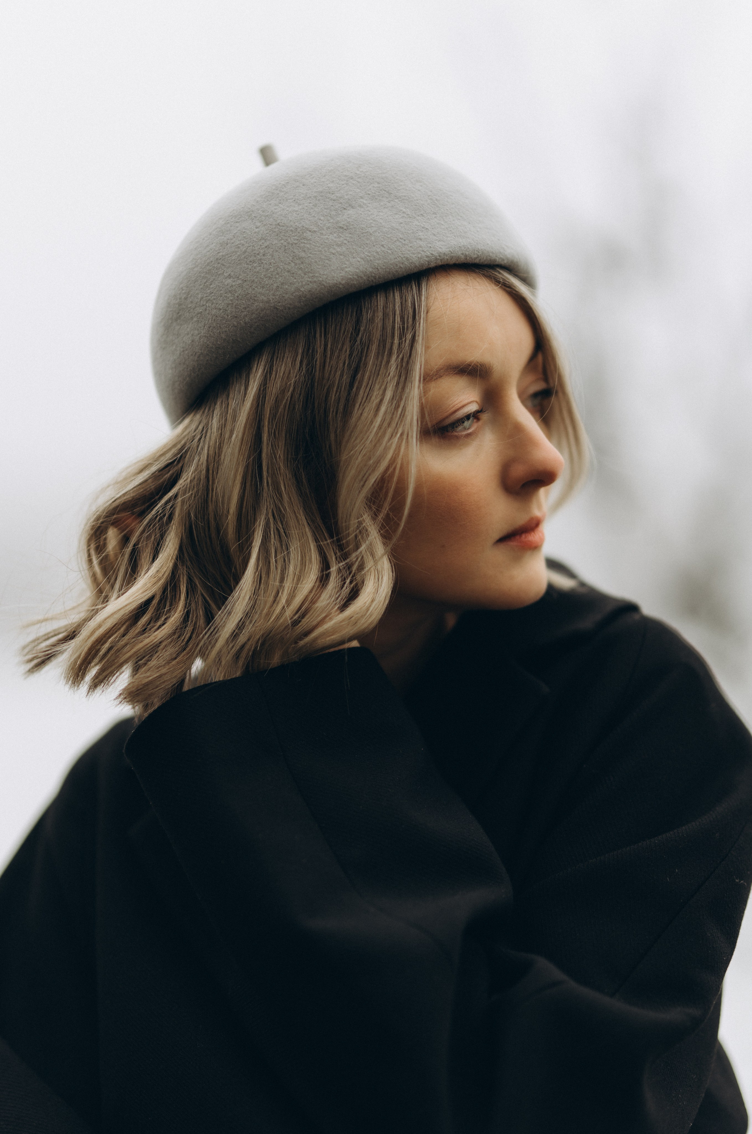 Woman phoshoot. Wedding and potrait photographer in Helsinki Vickan O