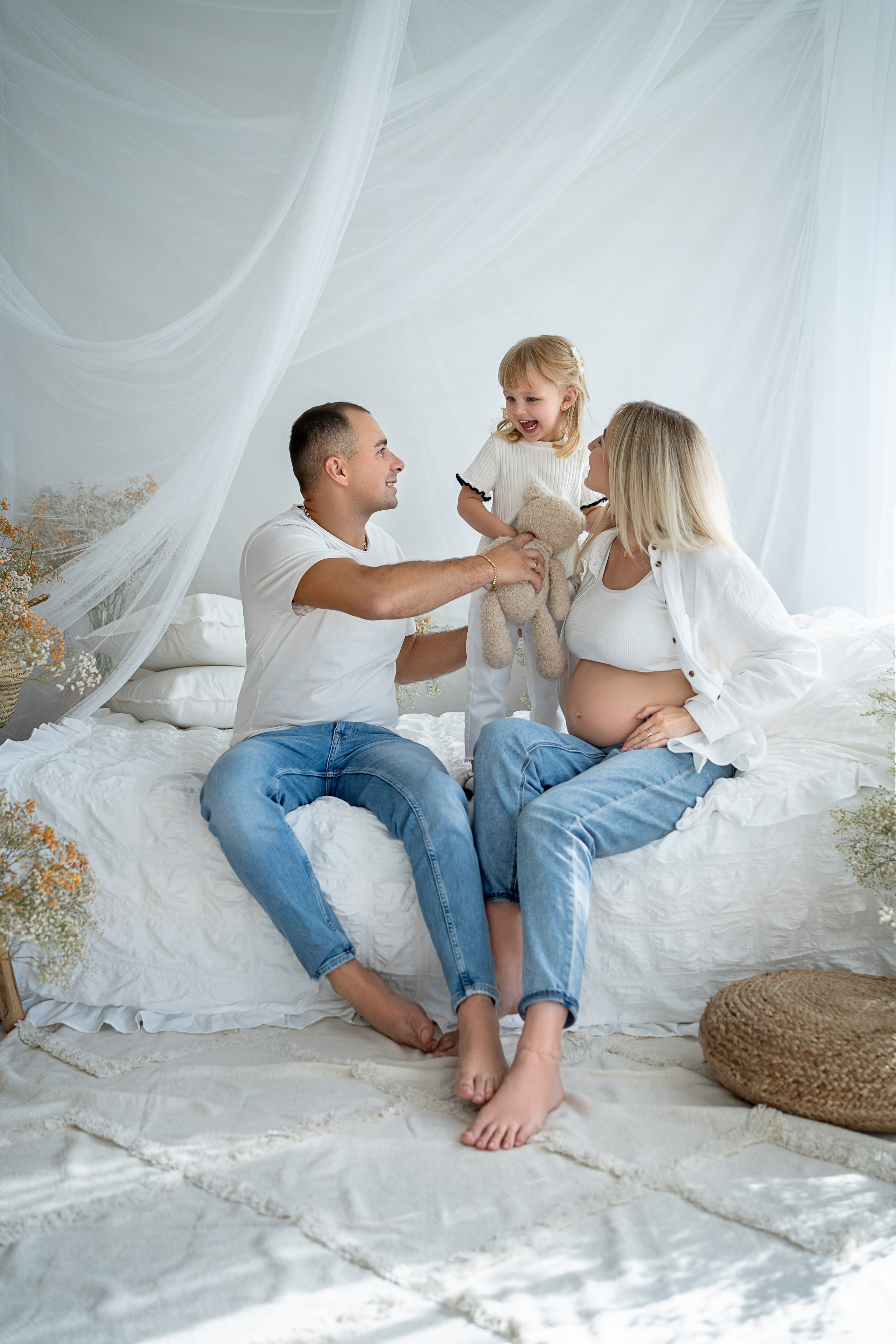 Babybauchshooting in Berlin – Elegant & Natürlich