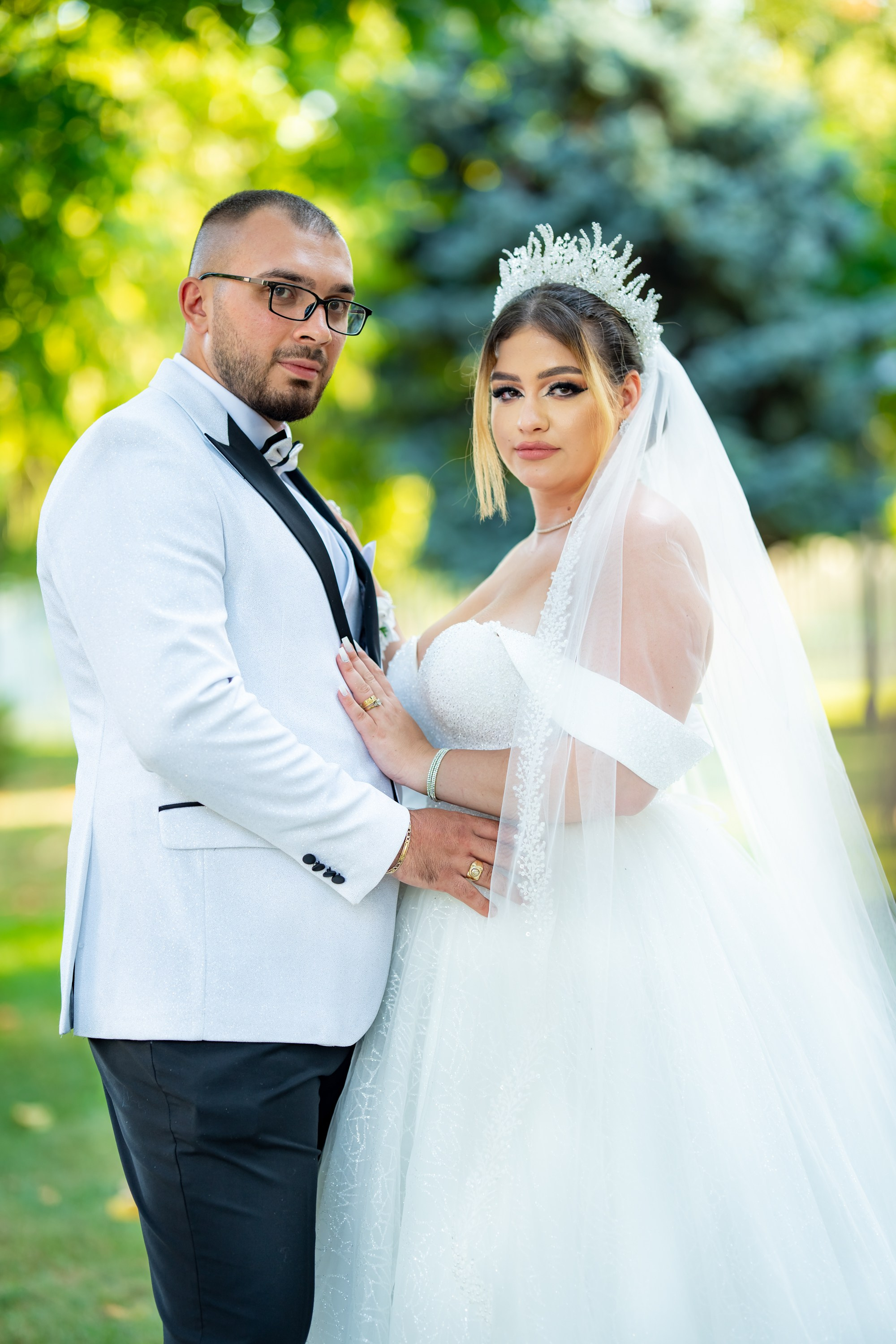 Flori & Mihai. Foto Studio — Fotograf de evenimente, nunti, botezuri, portrete