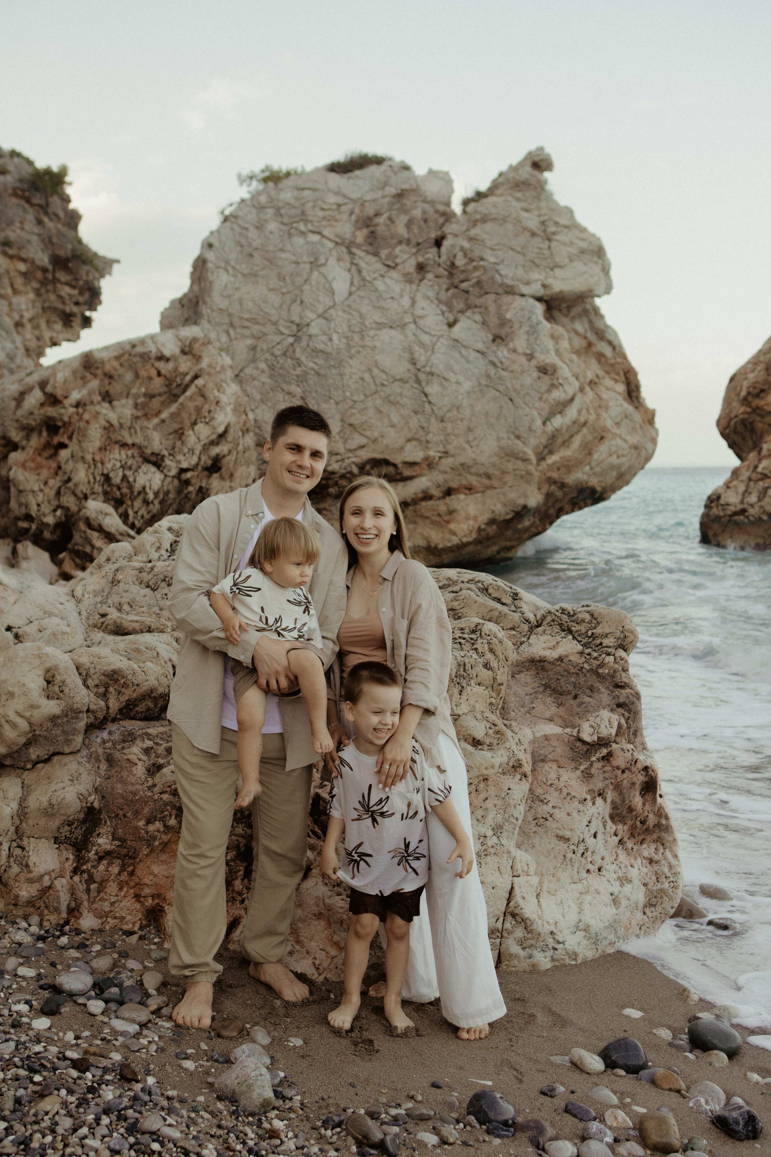 Gulnara, Rail, Ryan and Robert. Photographer Lisbon|Portugal Nadiya Kharytonenko