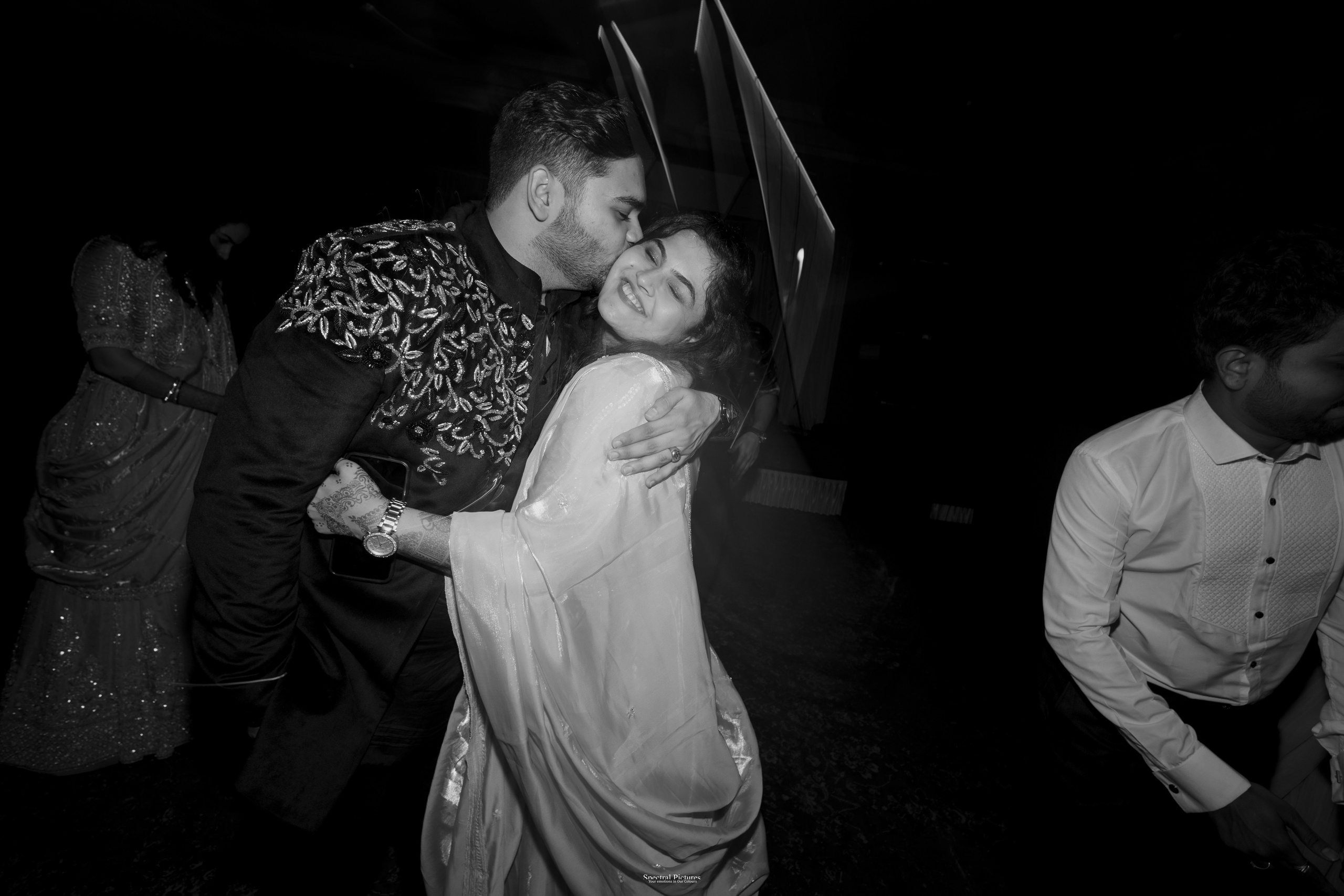 #ADIकीAESHहै