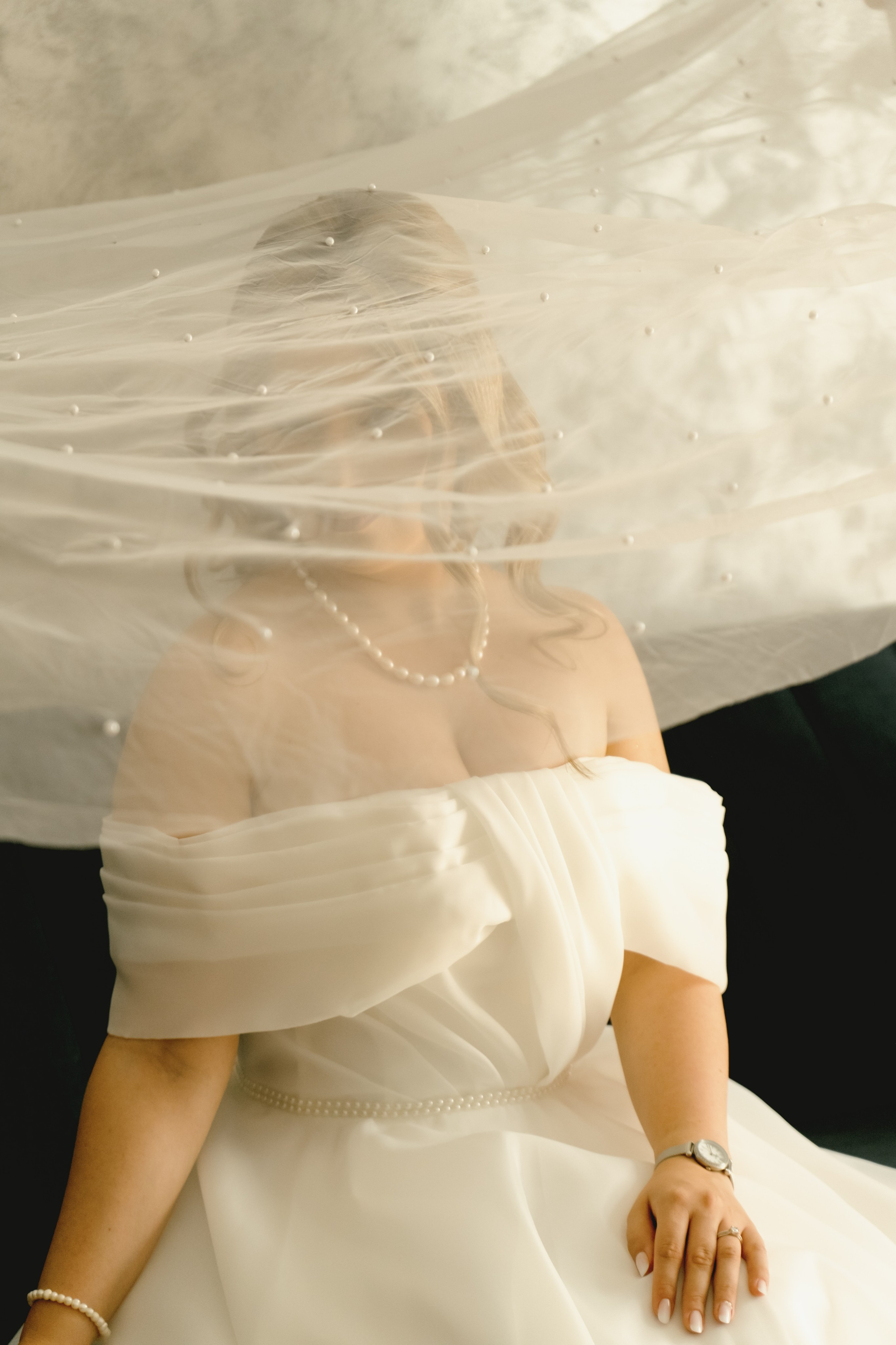 Bianca & Mihnea Pitesti. MDimaFotoStudio. Fotograf de nuntă, evenimente private și de familie