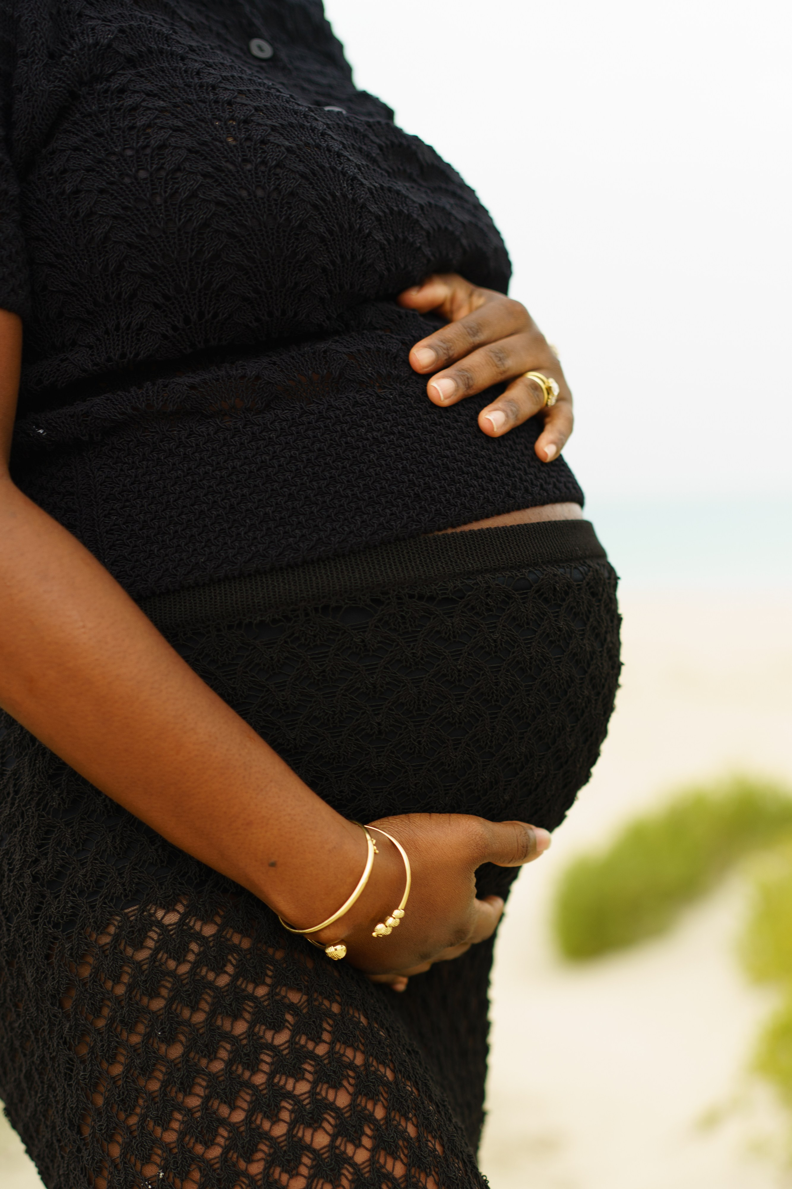 Efie and Key pregnancy. Professional Photographer Abu Dhabi, Dubai — Yulia Ismoilova | 2025