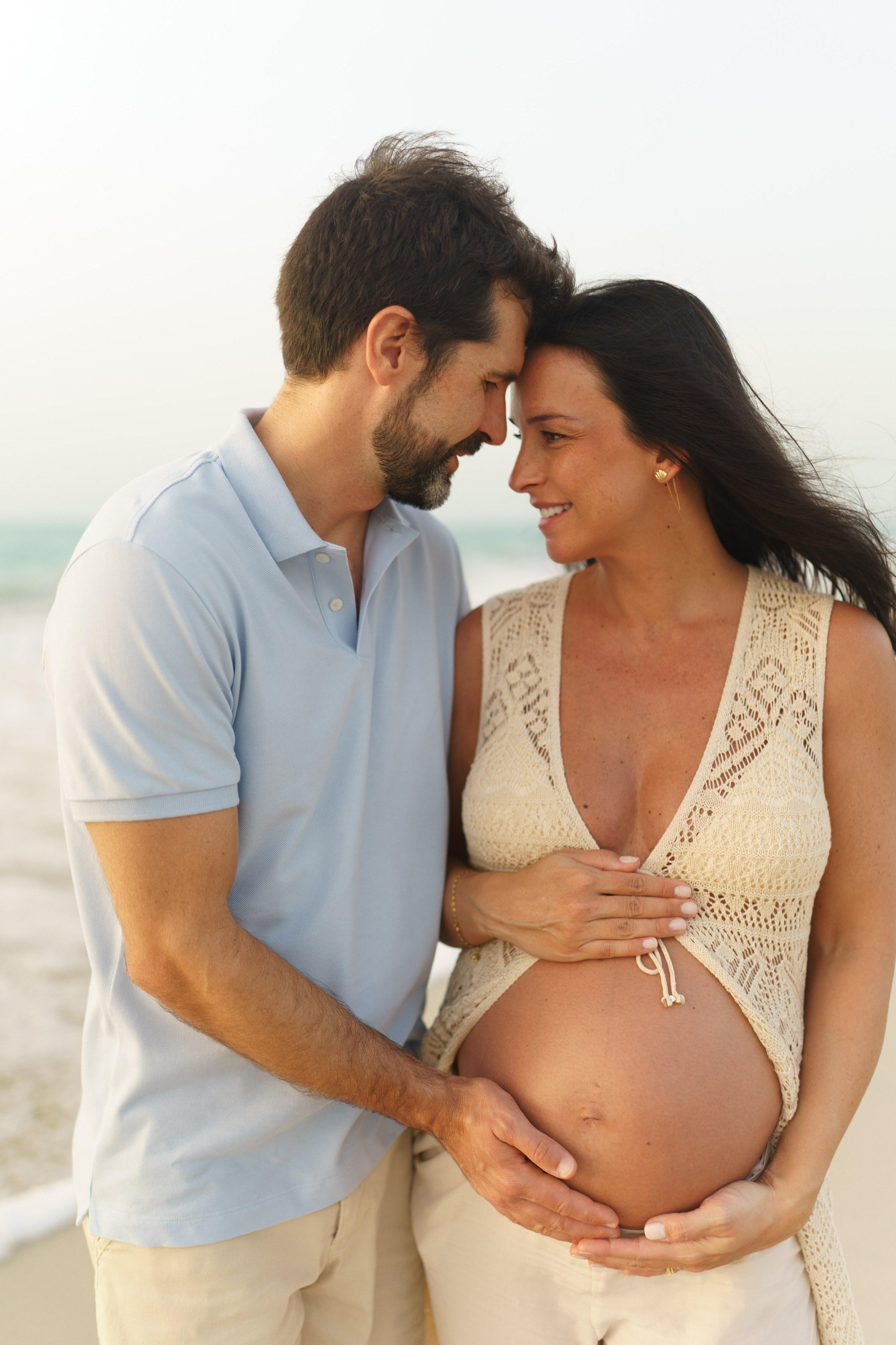 Victoria’s pregnancy. Professional Photographer Abu Dhabi, Dubai — Yulia Ismoilova | 2025