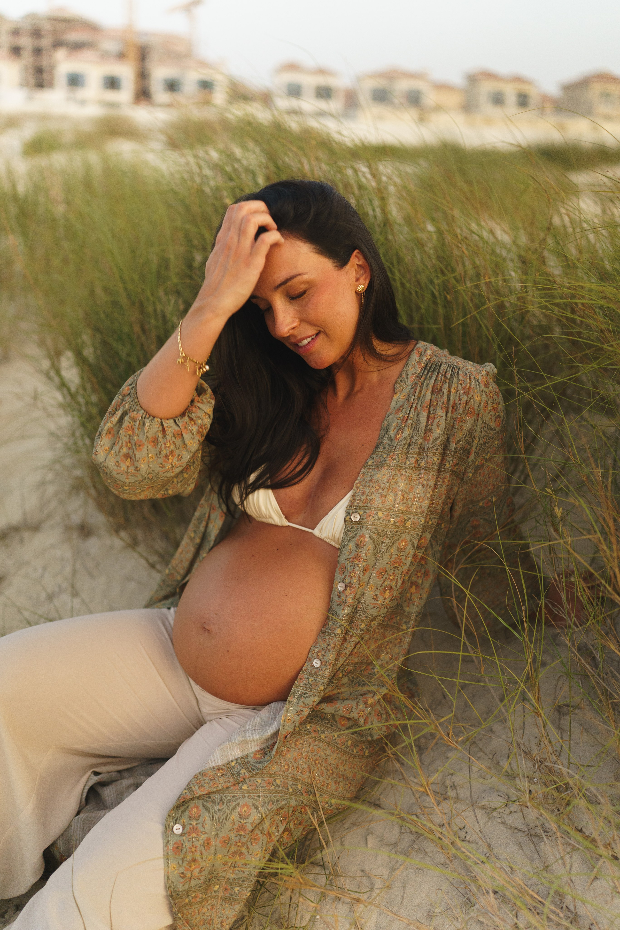 Victoria’s pregnancy. Professional Photographer Abu Dhabi, Dubai — Yulia Ismoilova | 2025