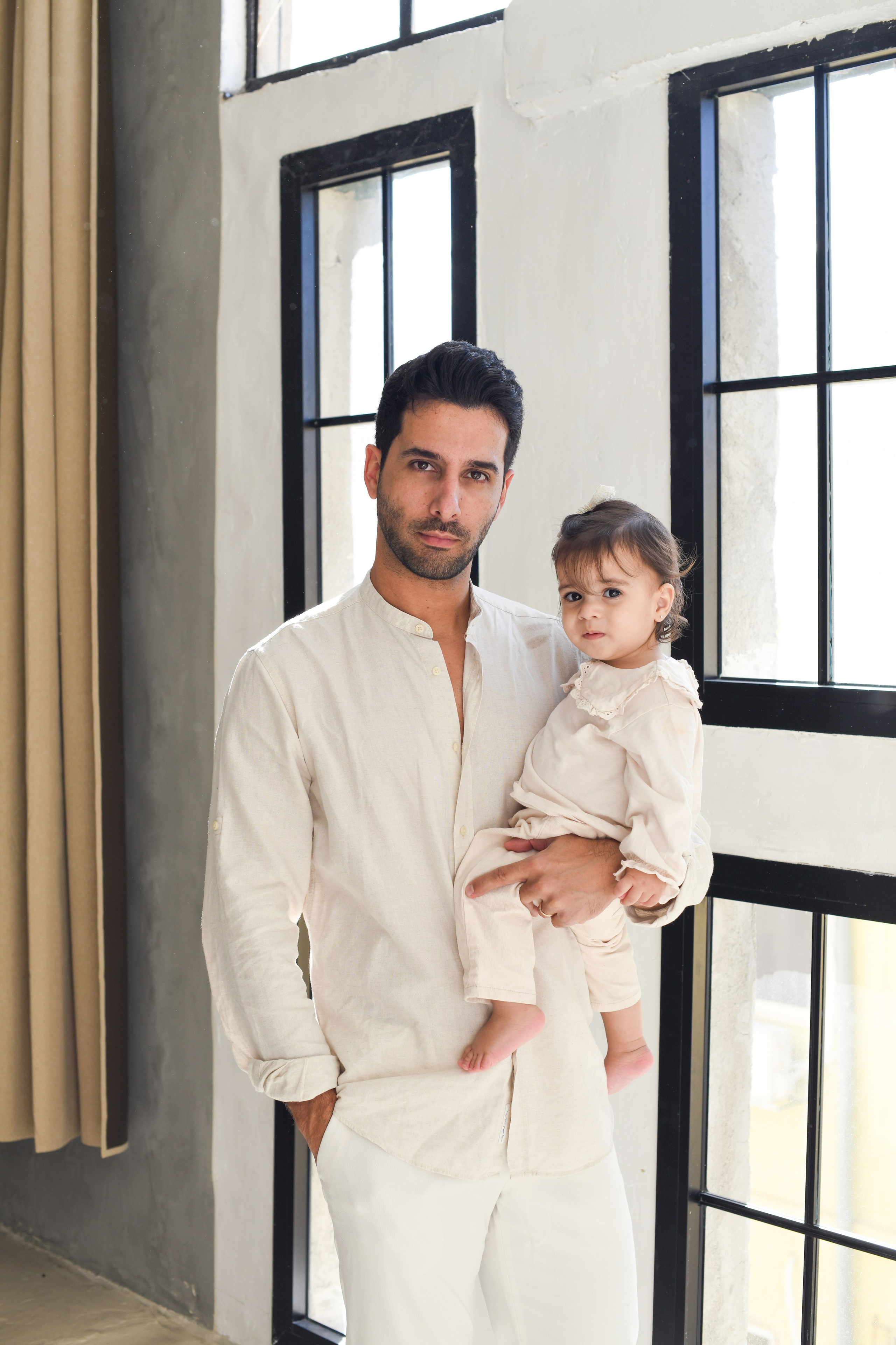 Eliya's family. צלמת ולדה