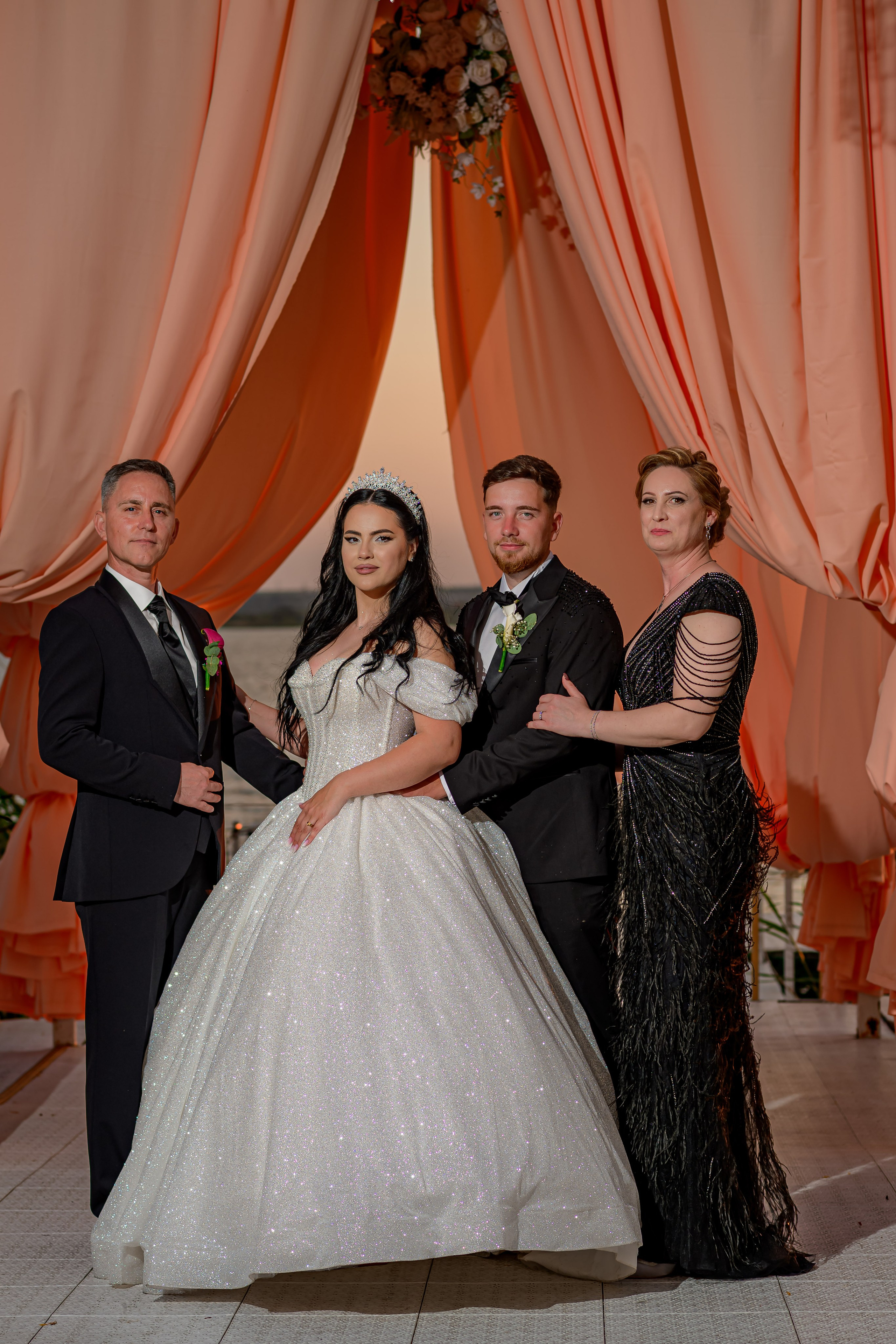 Ana & Florin. Vladimir Constantinescu - Fotograf de nunta Constanta