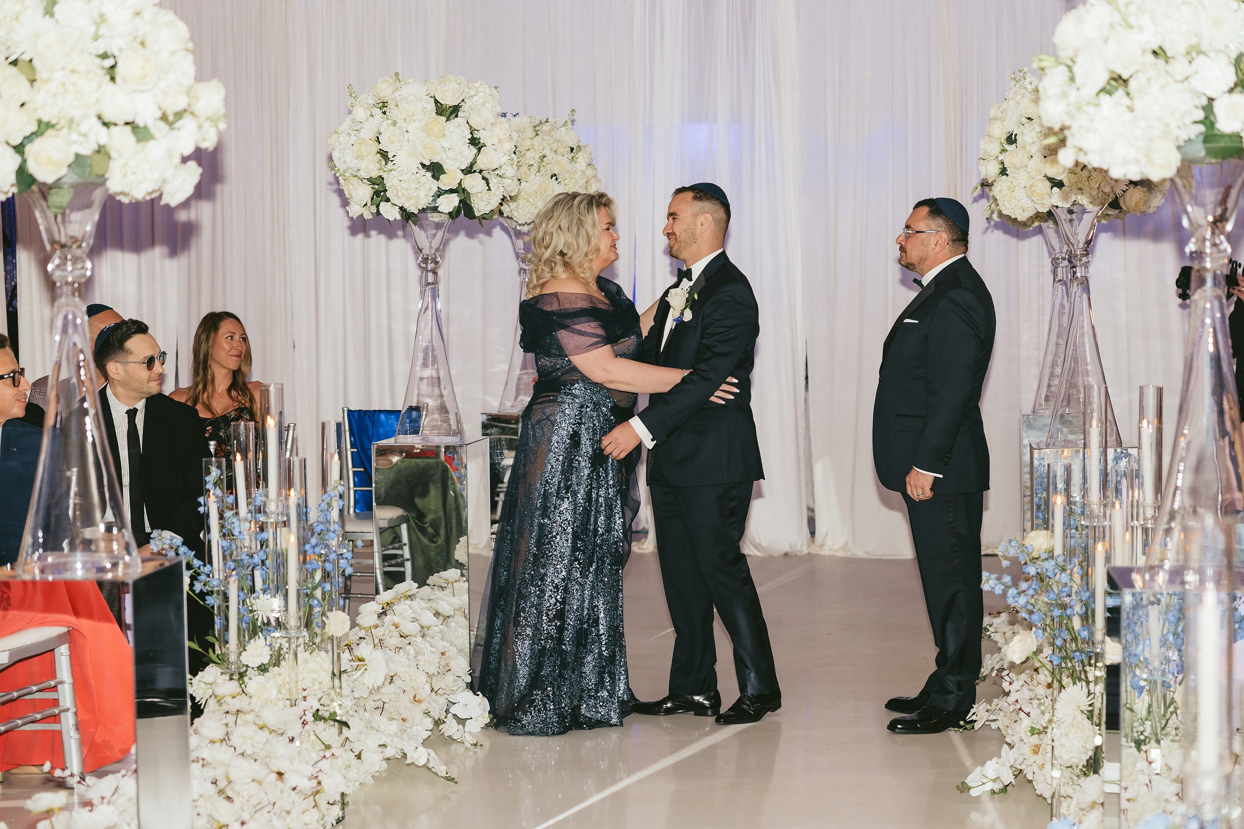 06.08.2025 Wedding. Wedding family event photographer in Chicago Nick Yushevich