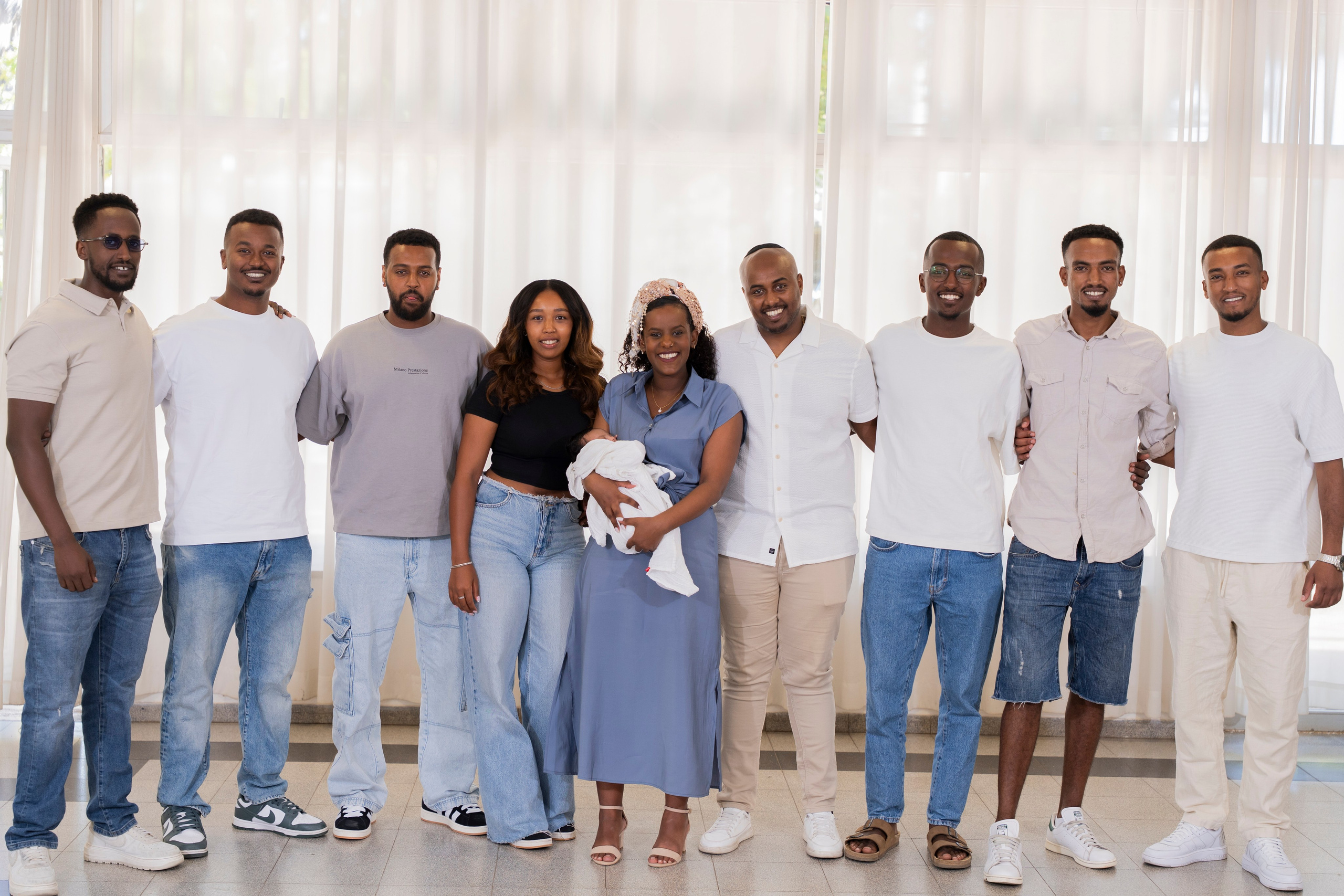 משפחת סלומון. יוסף מזרחי צילום חתונה, ברית וזוגיות. צלם מקצועי שאוהב להוציא אתכם הכי יפים ברגעים הכי מרגשים