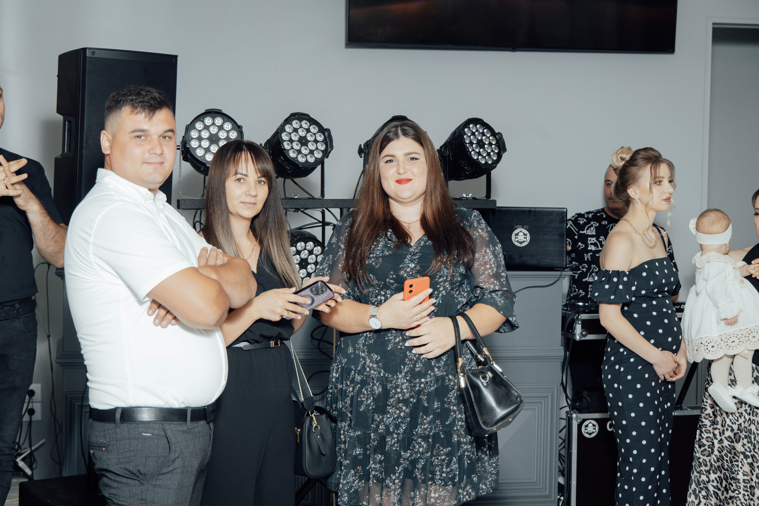 Cumetrie. Свадебный Фотограф, Детский и семейый Фотограф Молдова