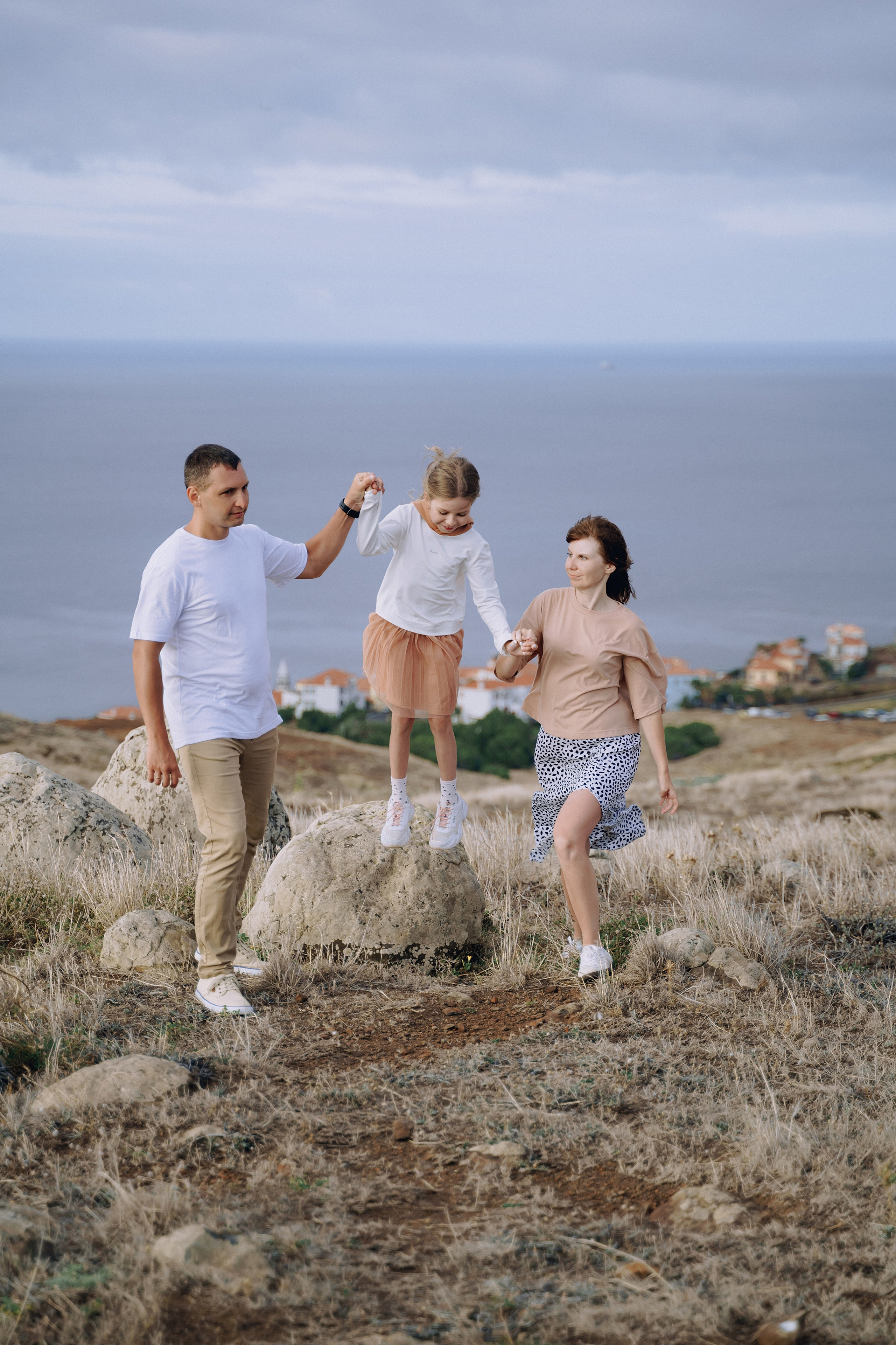 Family Photoshoot at Caniçal Viewpoint | Madeira Family Photographer. Your photographer in Madeira
