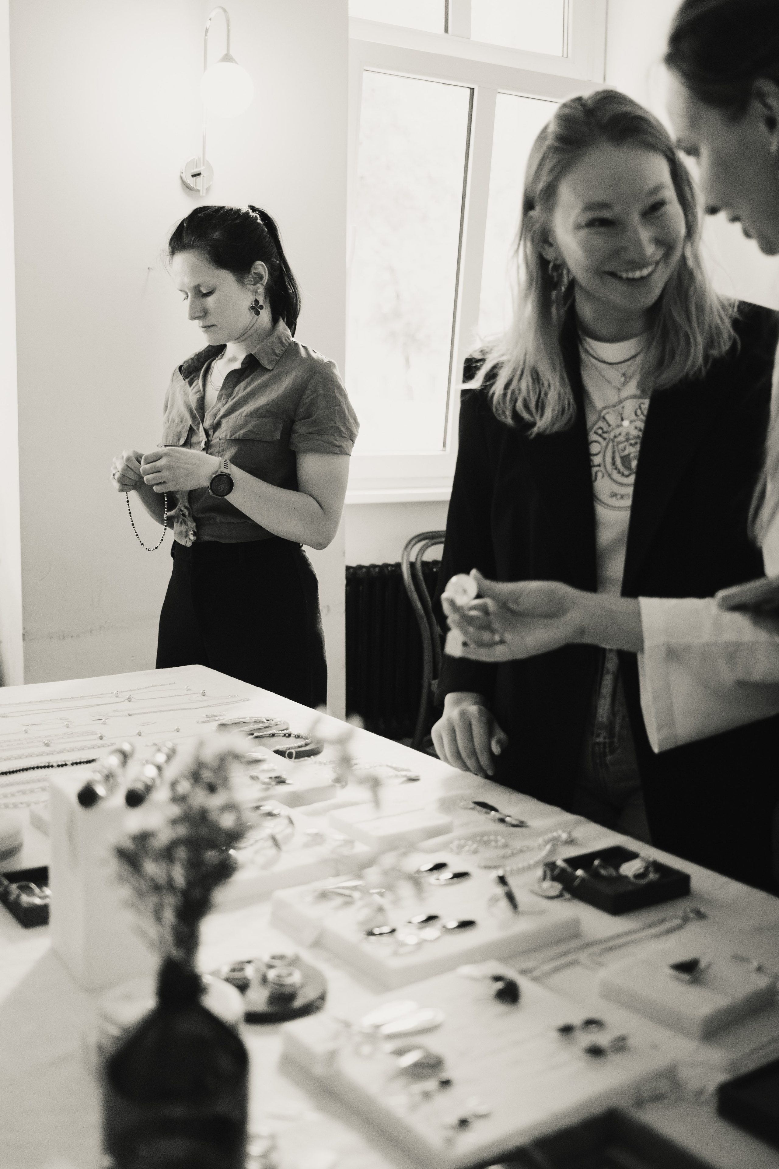 Artél. Professional Photographer in Berlin — Portraits, Love Story, Events, F