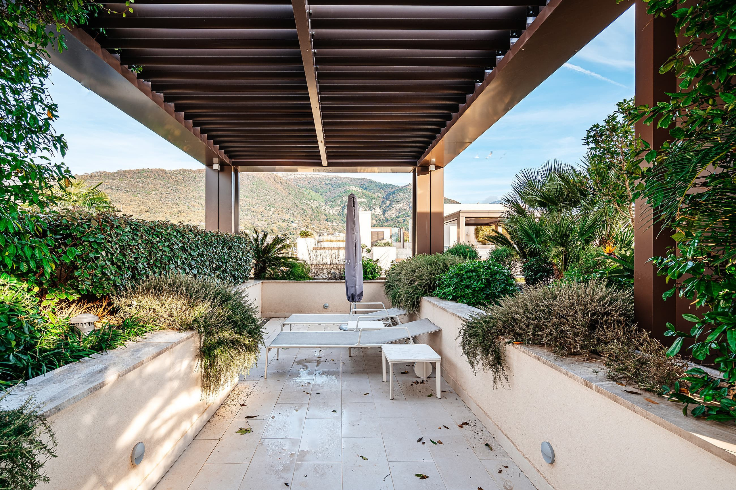 Real Estate Photography. Montenegro. EVAN ARISTOV WEDDING PHOTOGRAPHY — Seattle Wedding Photographer