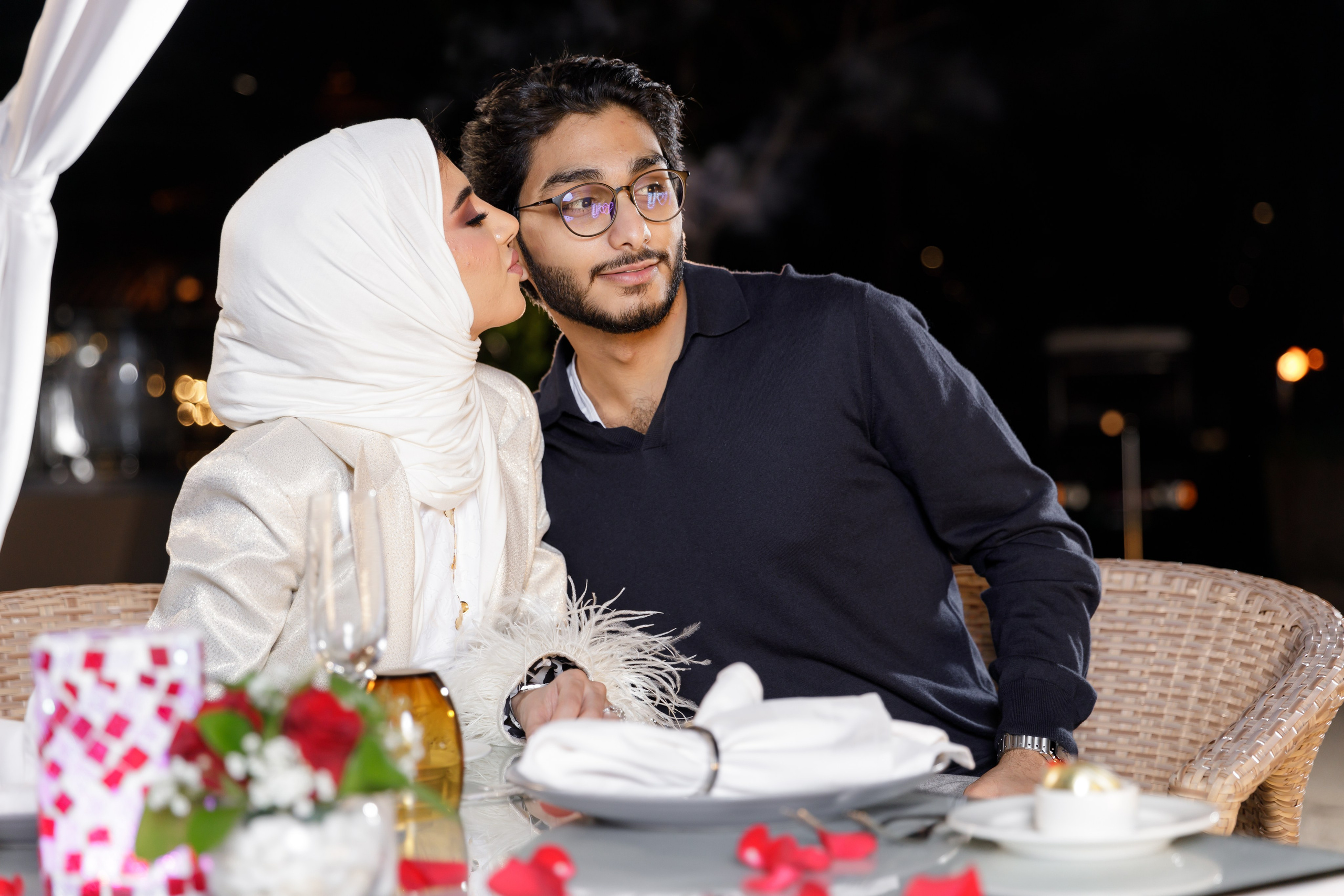 Beach proposal M&A. Photographer Anna Curly | Weddings and Events in Dubai