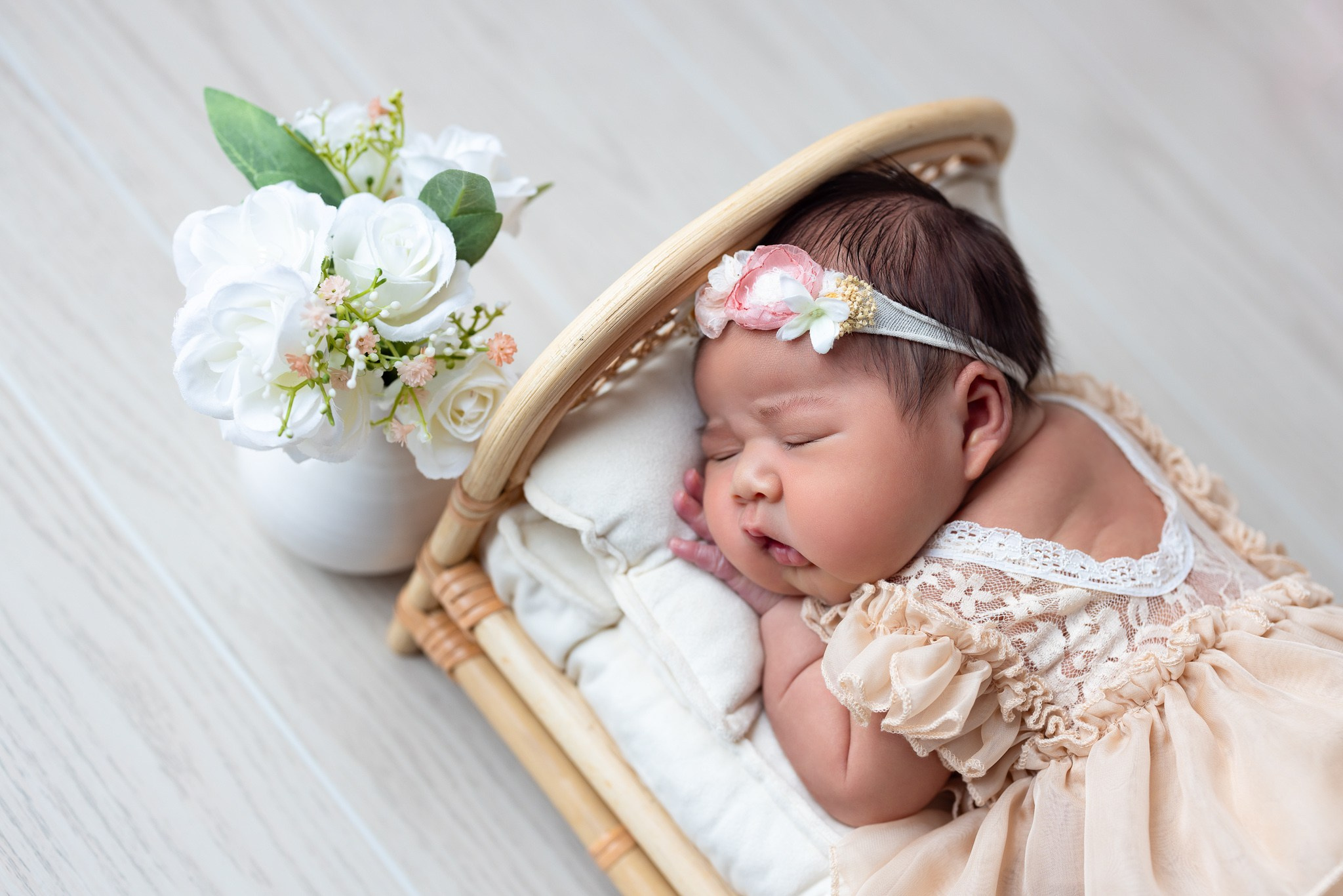 Harmony Newborn Photoshoot. Professional family, maternity & newborn photographer in North Charleston, SC, creating timeless portraits