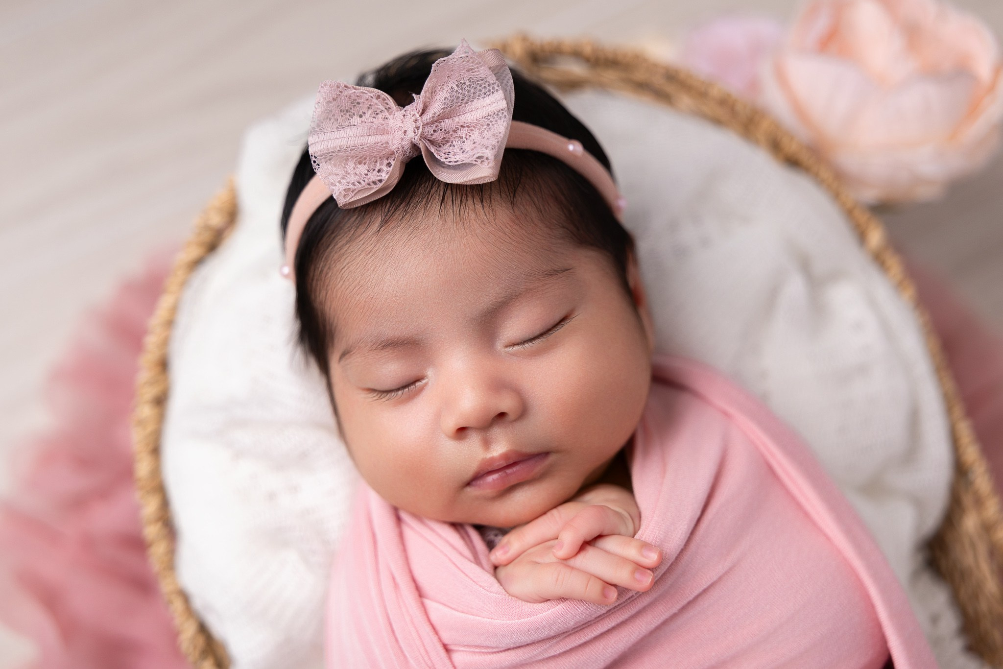 Isabella Newborn Photoshoot. Professional family, maternity & newborn photographer in North Charleston, SC, creating timeless portraits