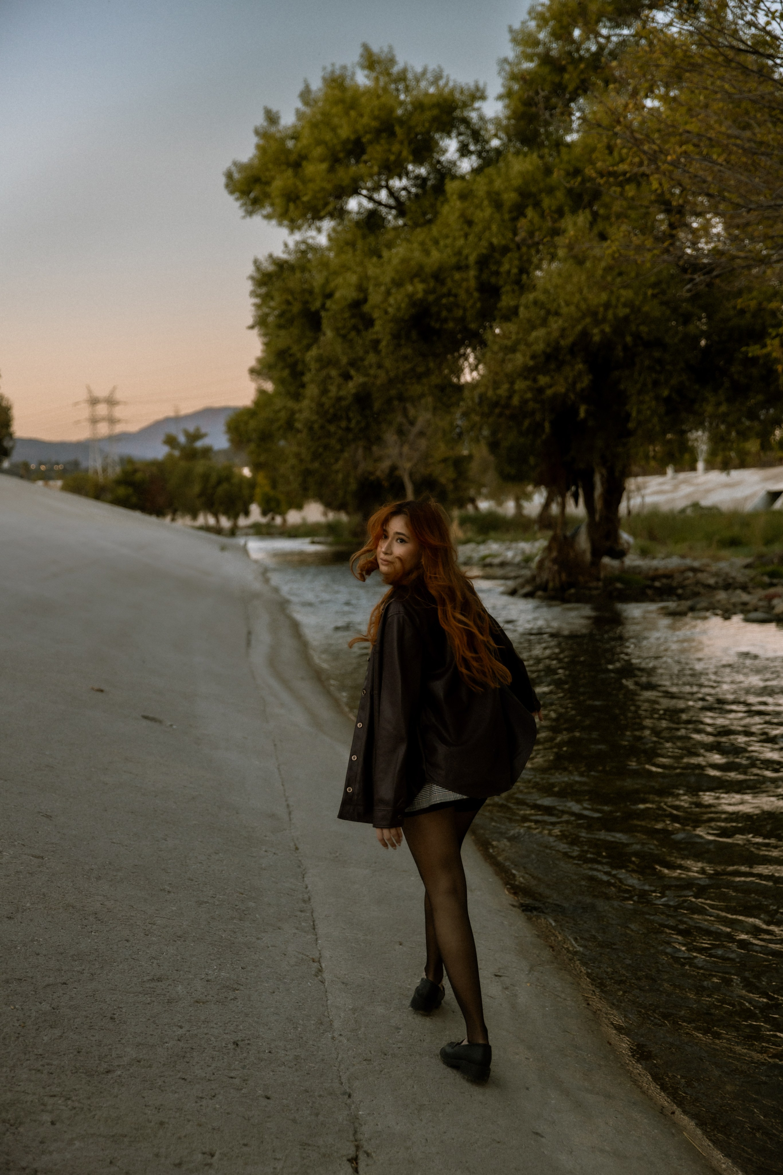 Emily | LA River. Photographer in Los Angeles. Julia Ishmuratova