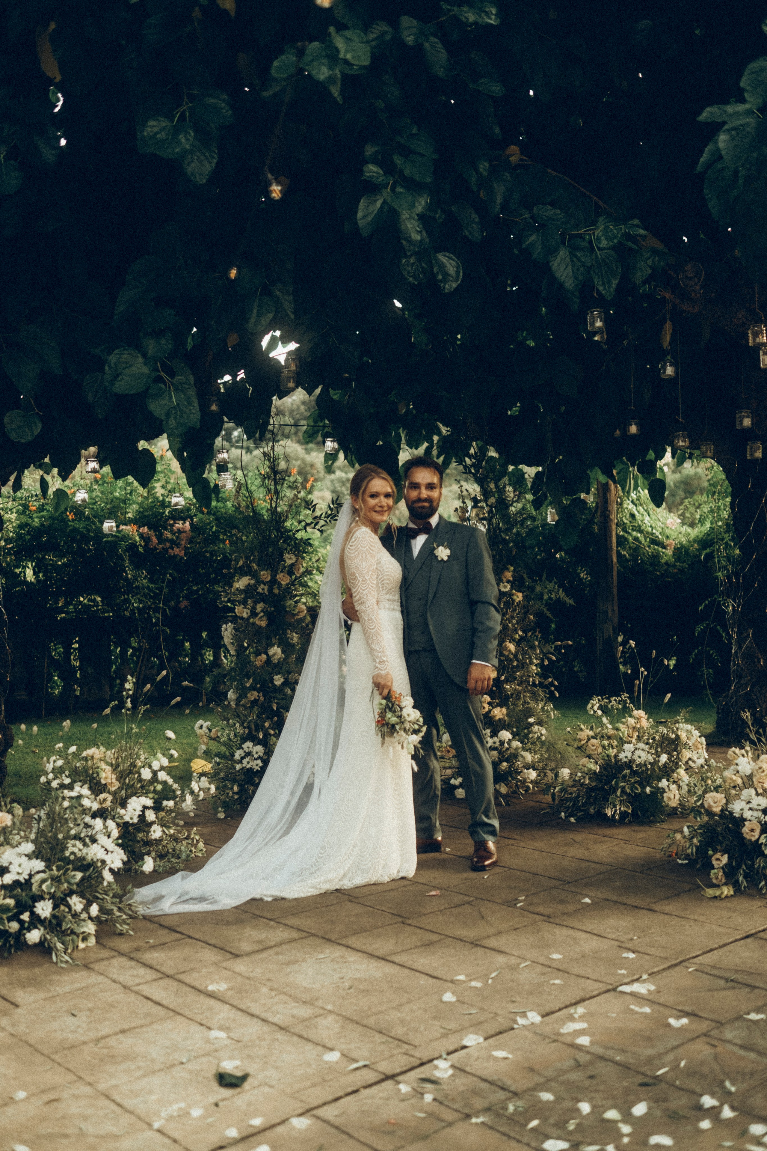 Nadezhda & Dmitry. Masia Mas Coll. Paola wedding photographer / videographer in Barcelona