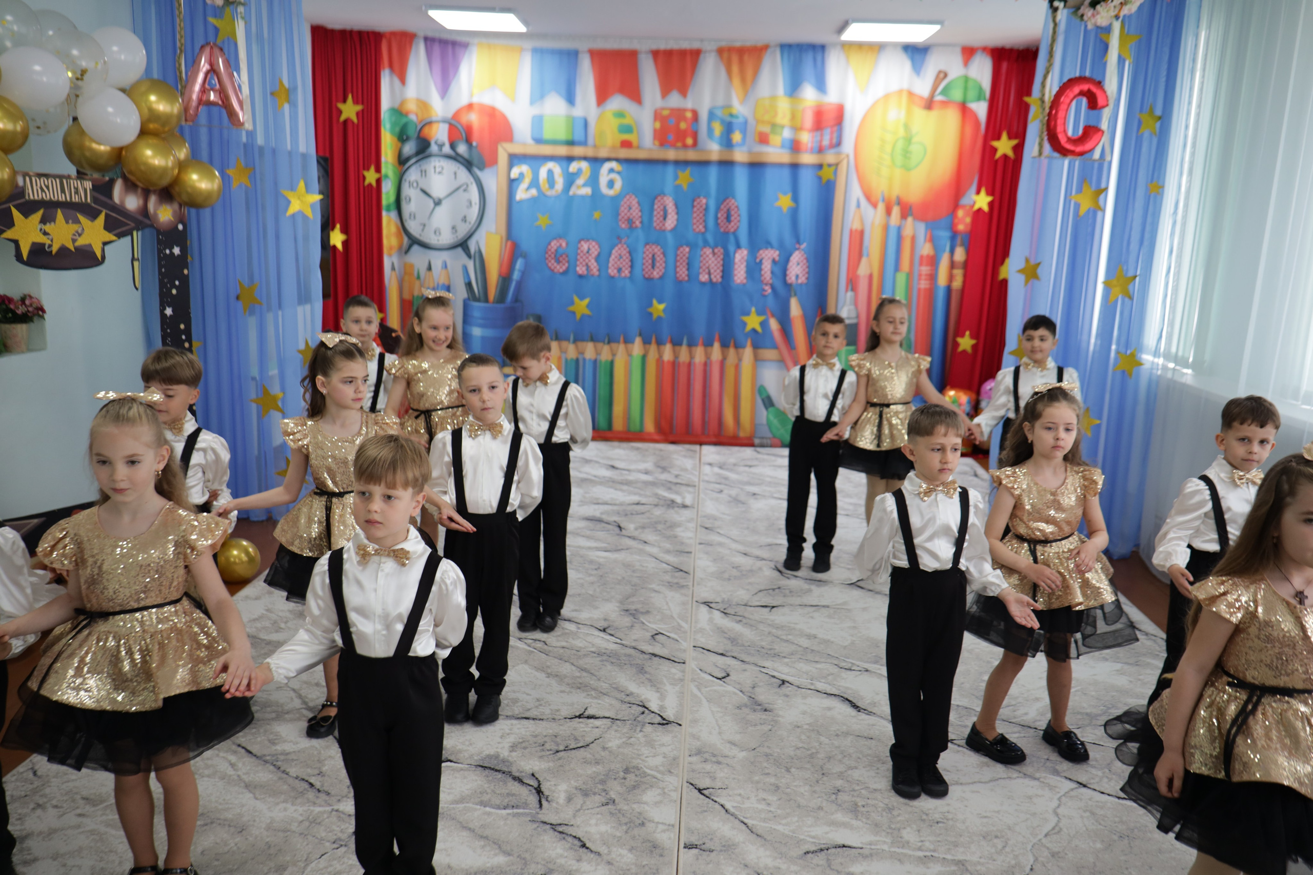 O filă de copilărie.... Alika Dia- Fotograf în Republica Moldova, Strășeni