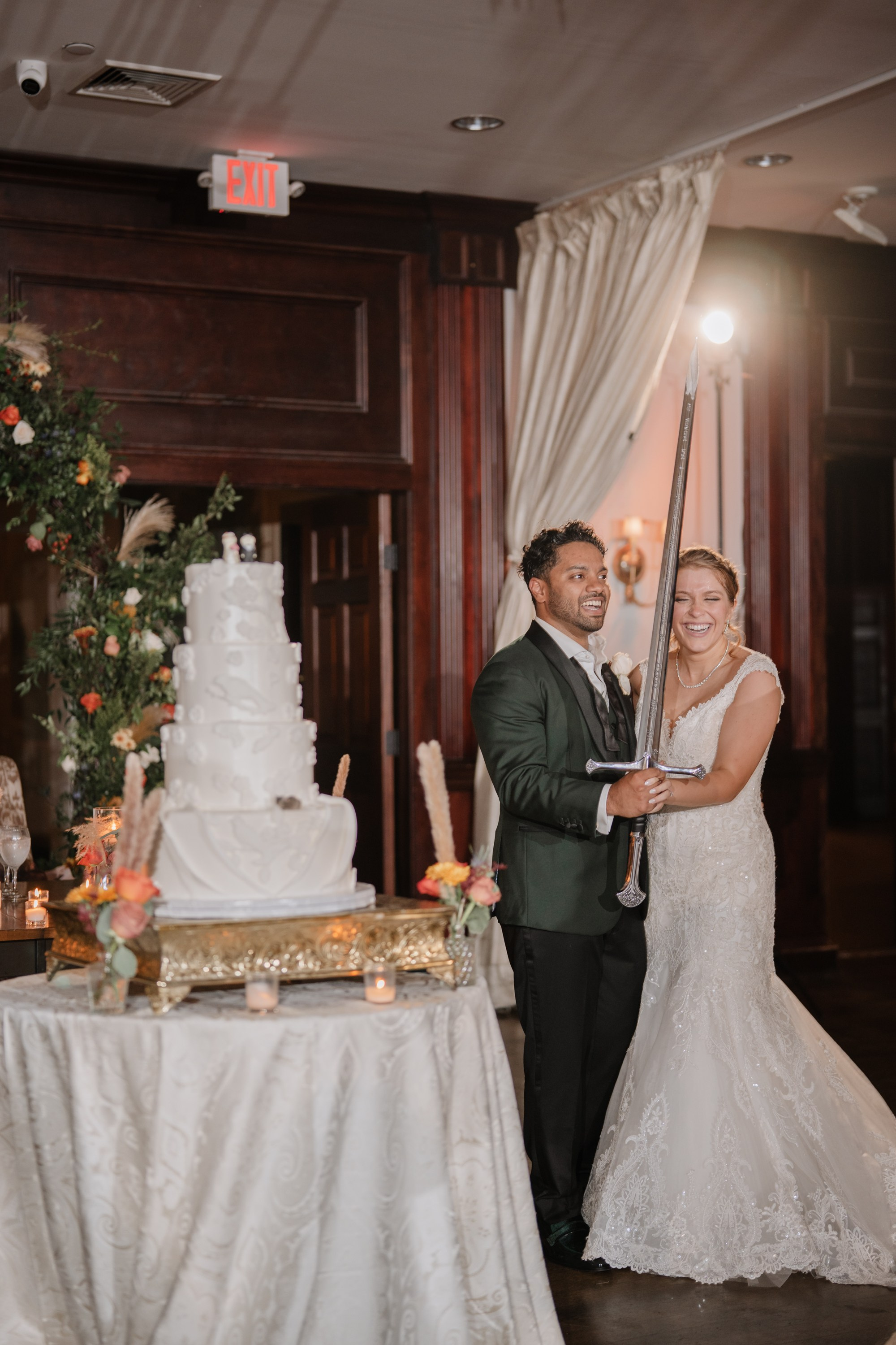 Oct 2025- Hanna and Johnathan’s wedding. Portrait and wedding photographer in New York